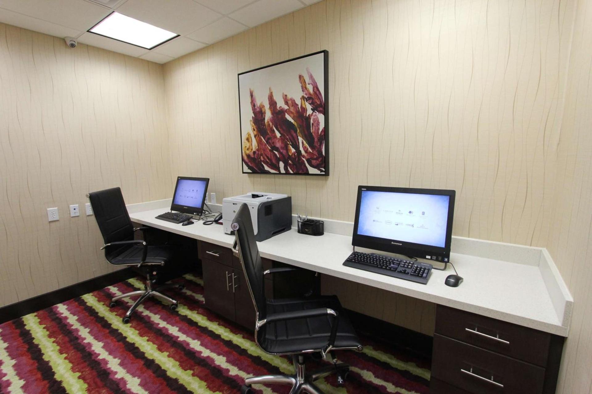 Hampton Inn & Suites Dallas Market Center photo 76