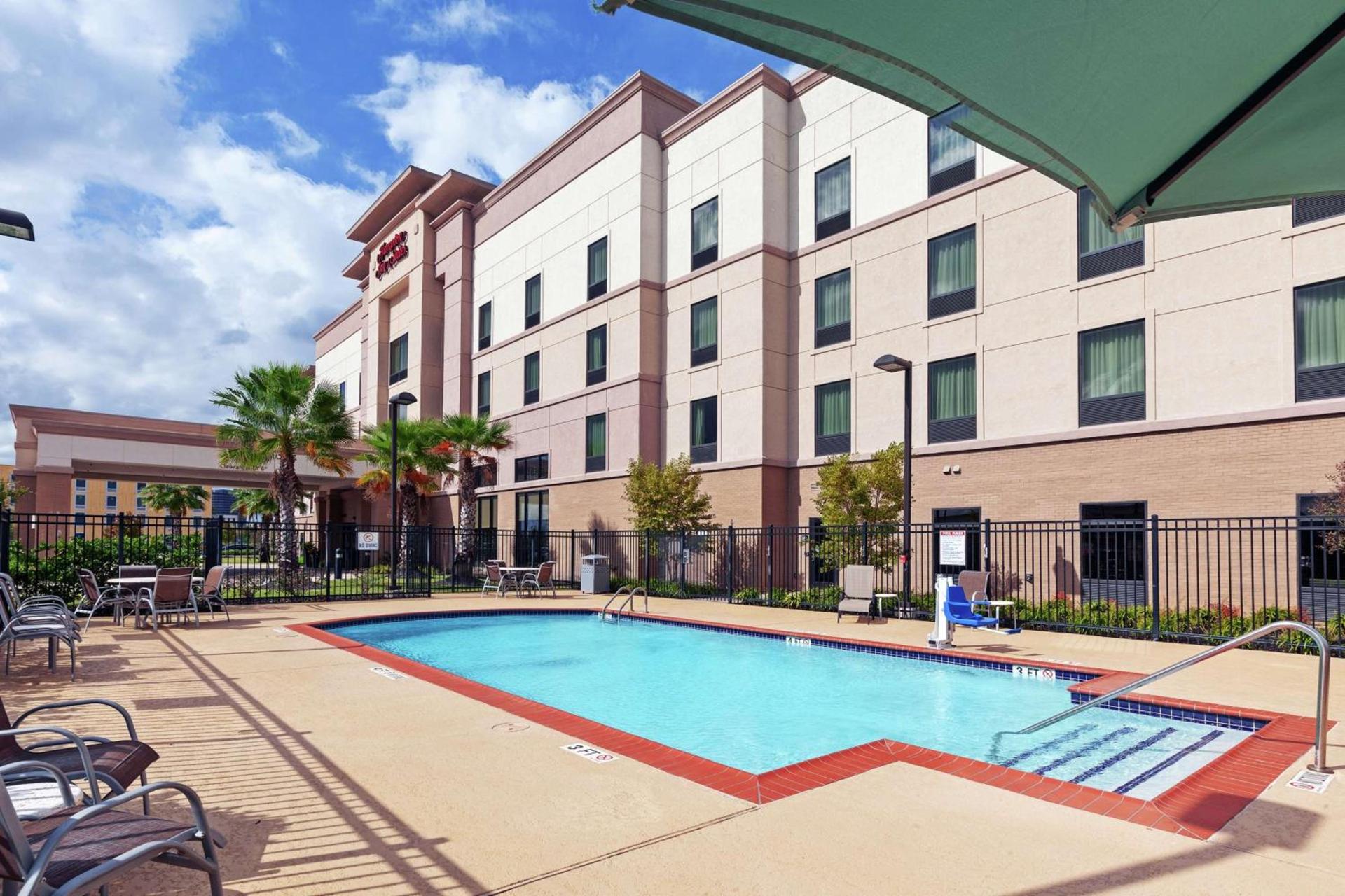 Hampton Inn & Suites Houston North IAH, TX photo 7