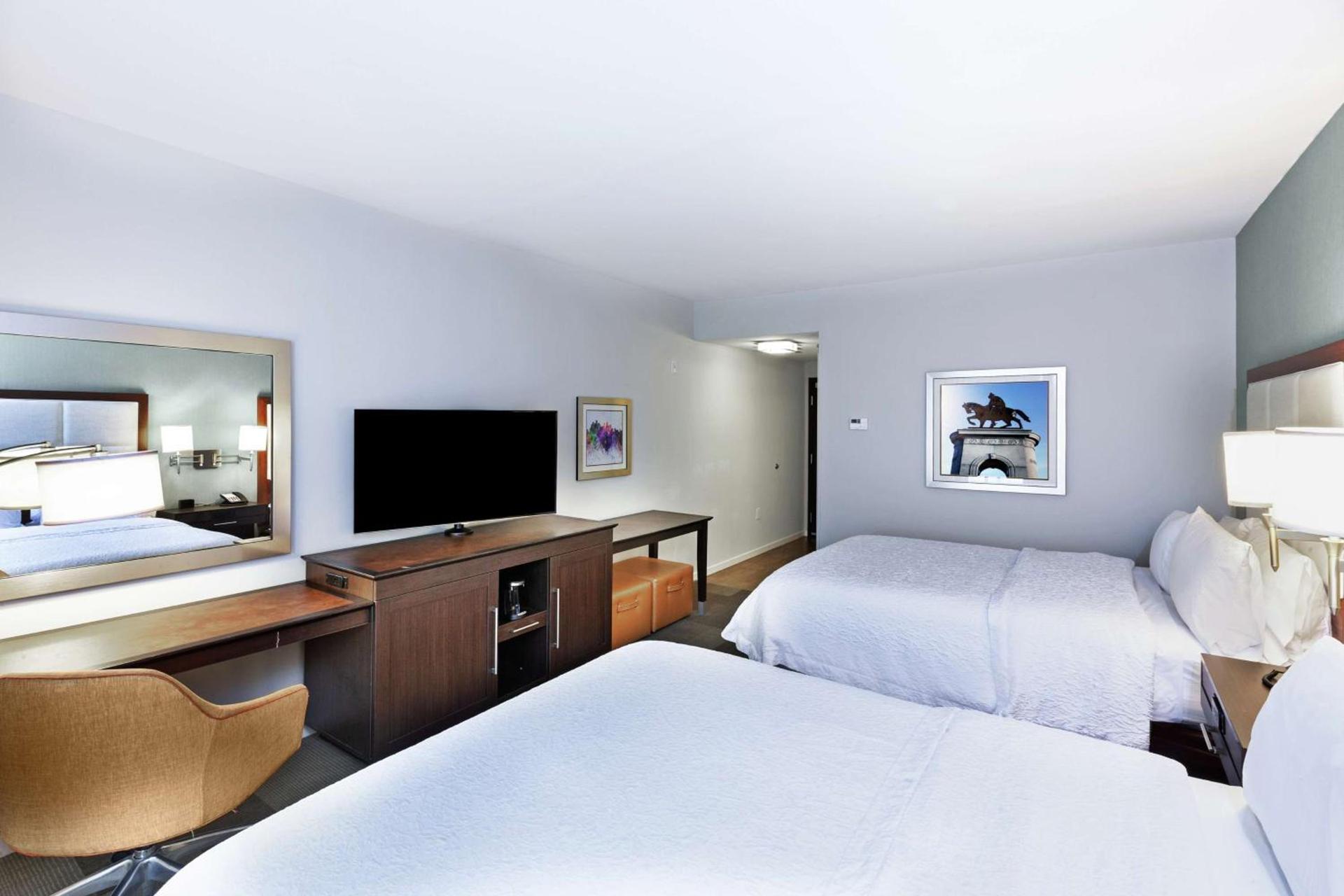 Hampton Inn & Suites Houston North IAH, TX photo 21
