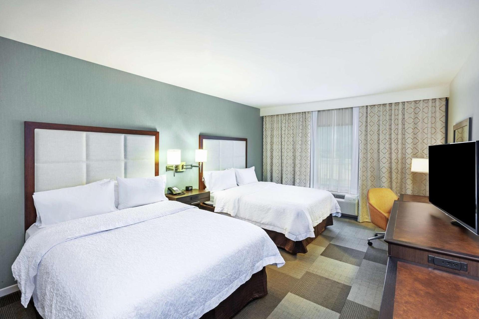 Hampton Inn & Suites Houston North IAH, TX photo 22
