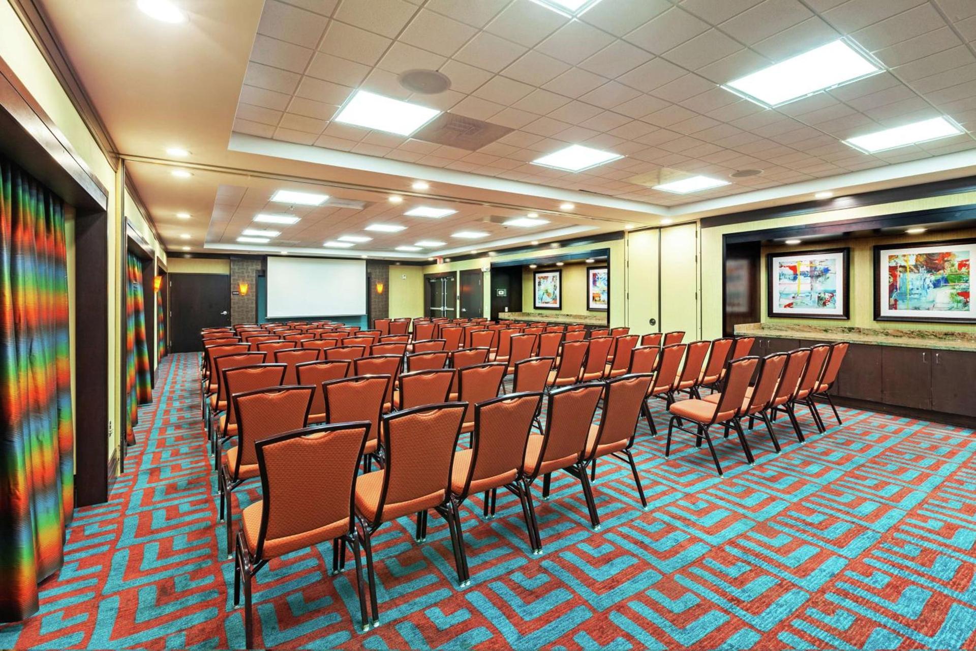 Hampton Inn & Suites Houston North IAH, TX photo 32