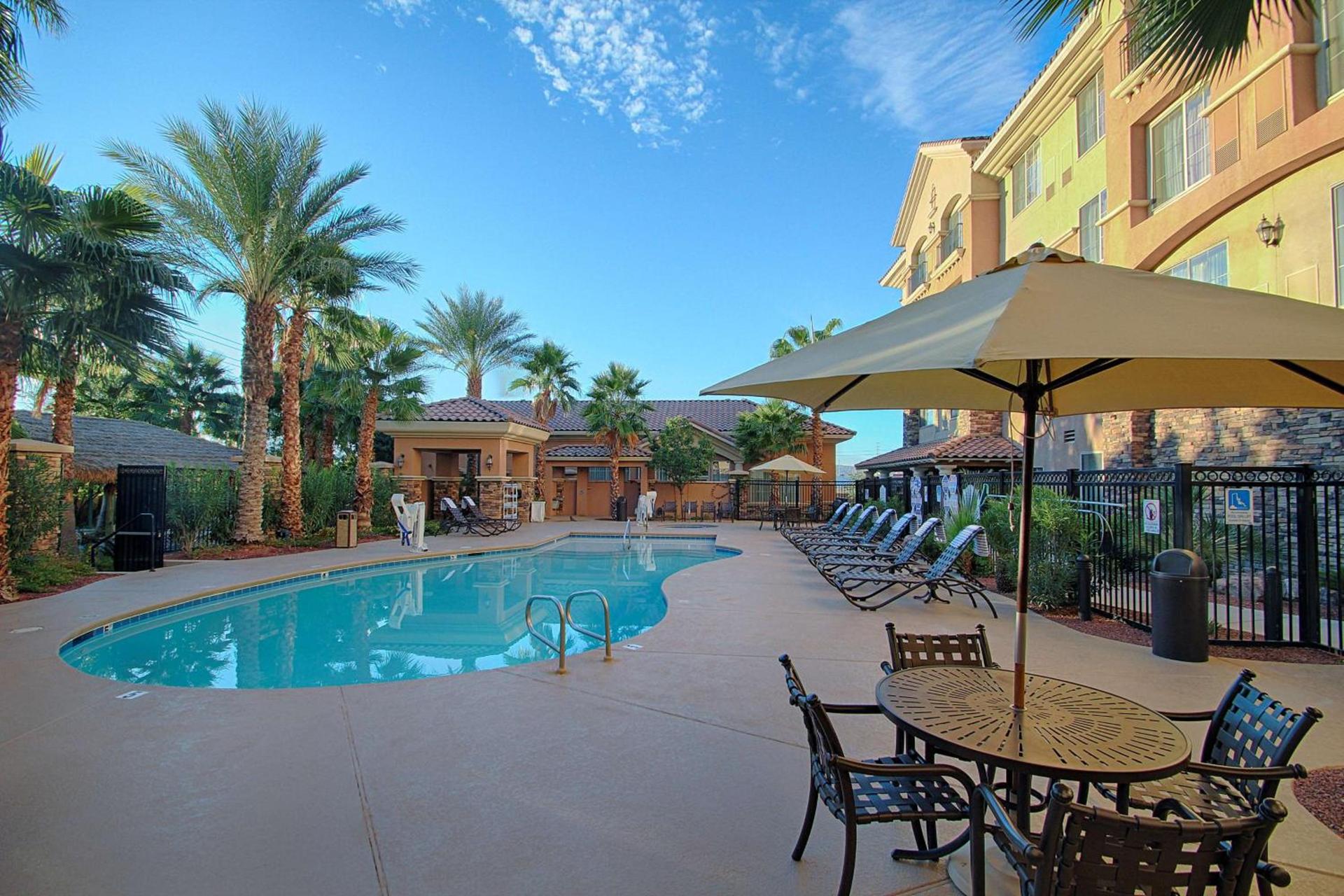 Hilton Garden Inn Las Vegas Strip South photo 13