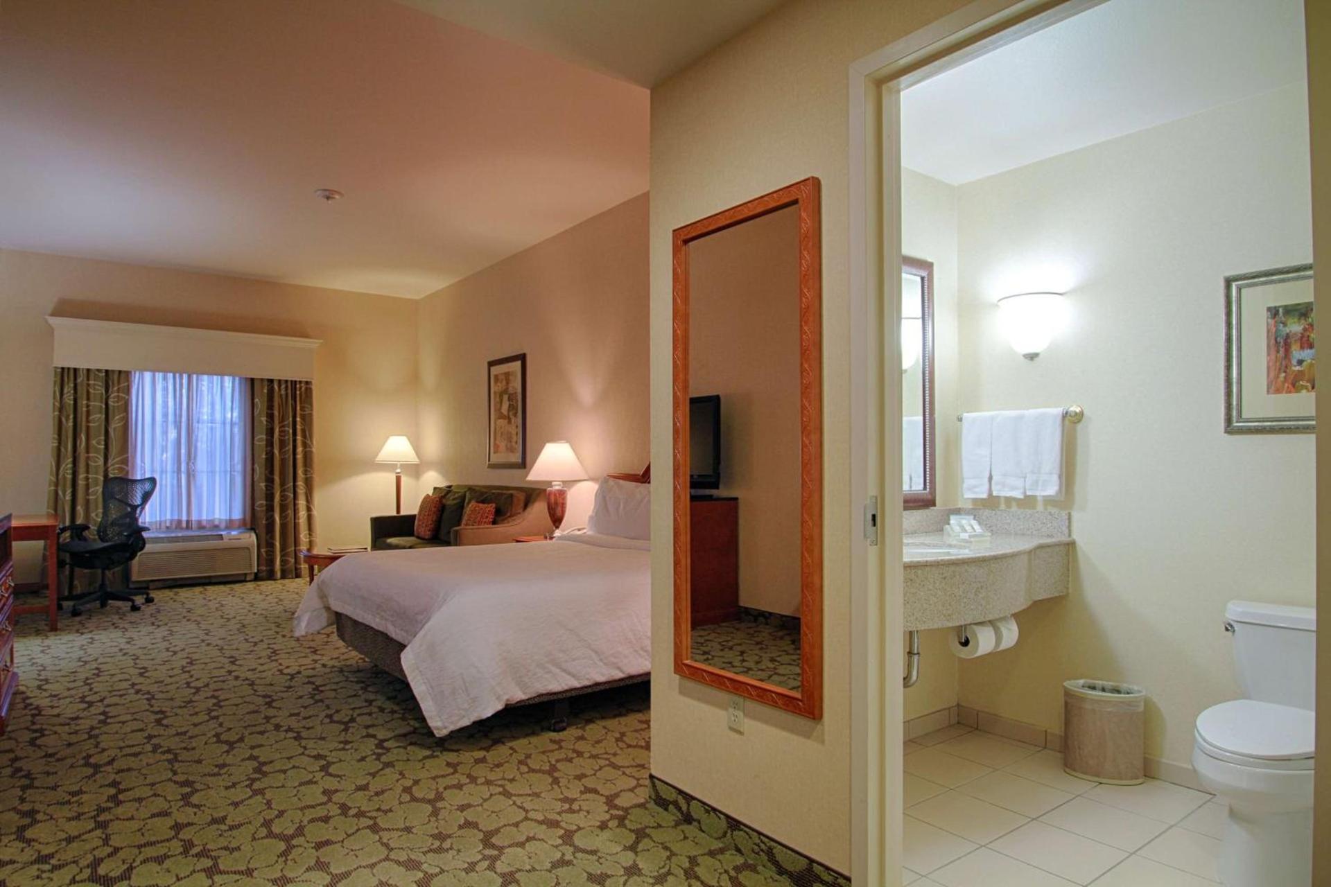 Hilton Garden Inn Las Vegas Strip South photo 31