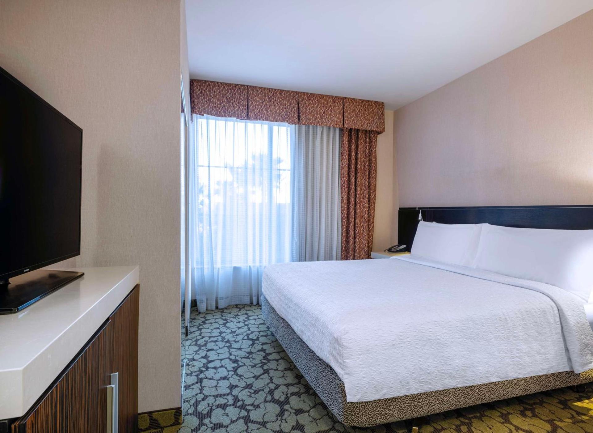 Hilton Garden Inn Las Vegas Strip South photo 46
