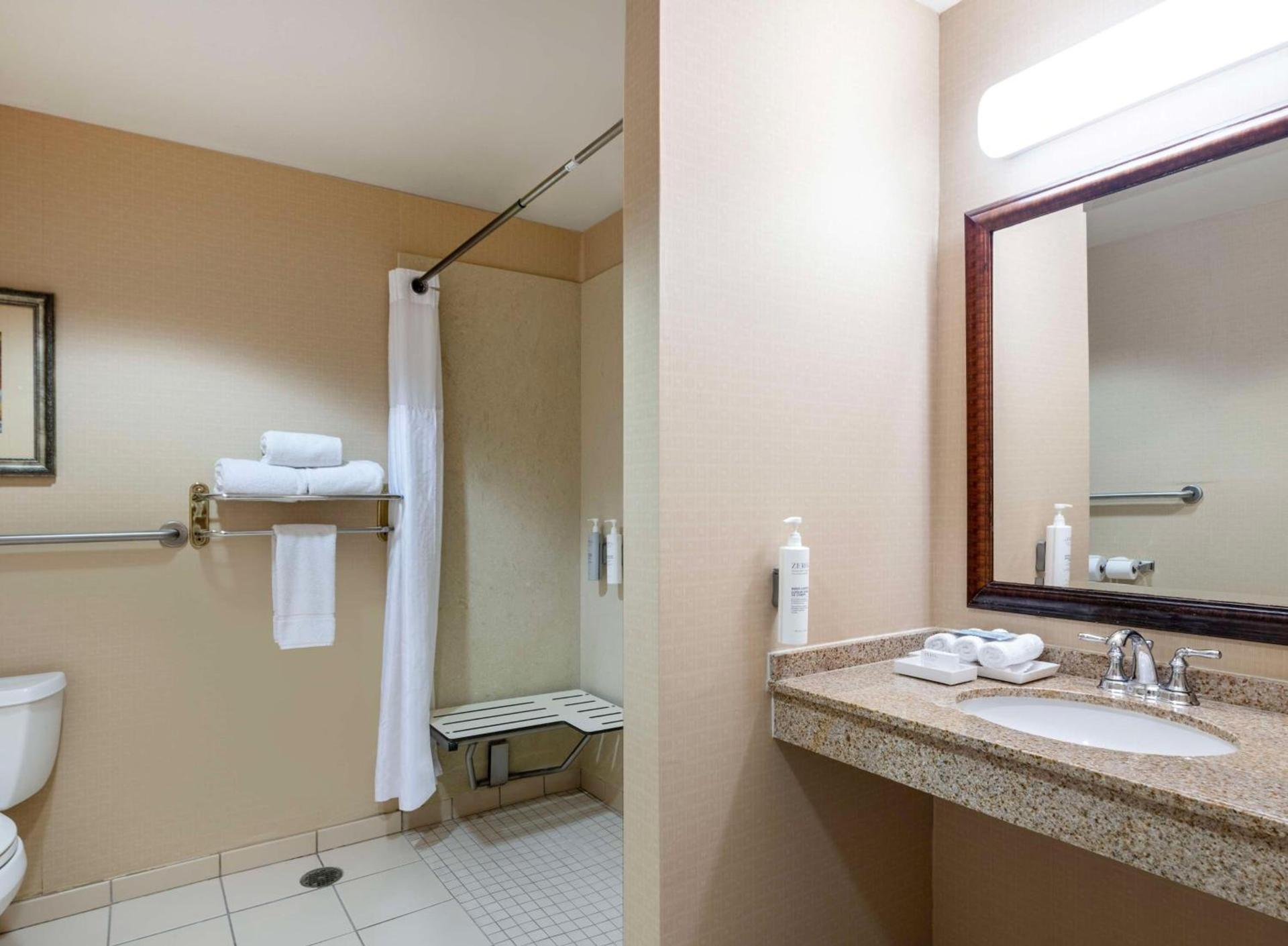 Hilton Garden Inn Las Vegas Strip South photo 50