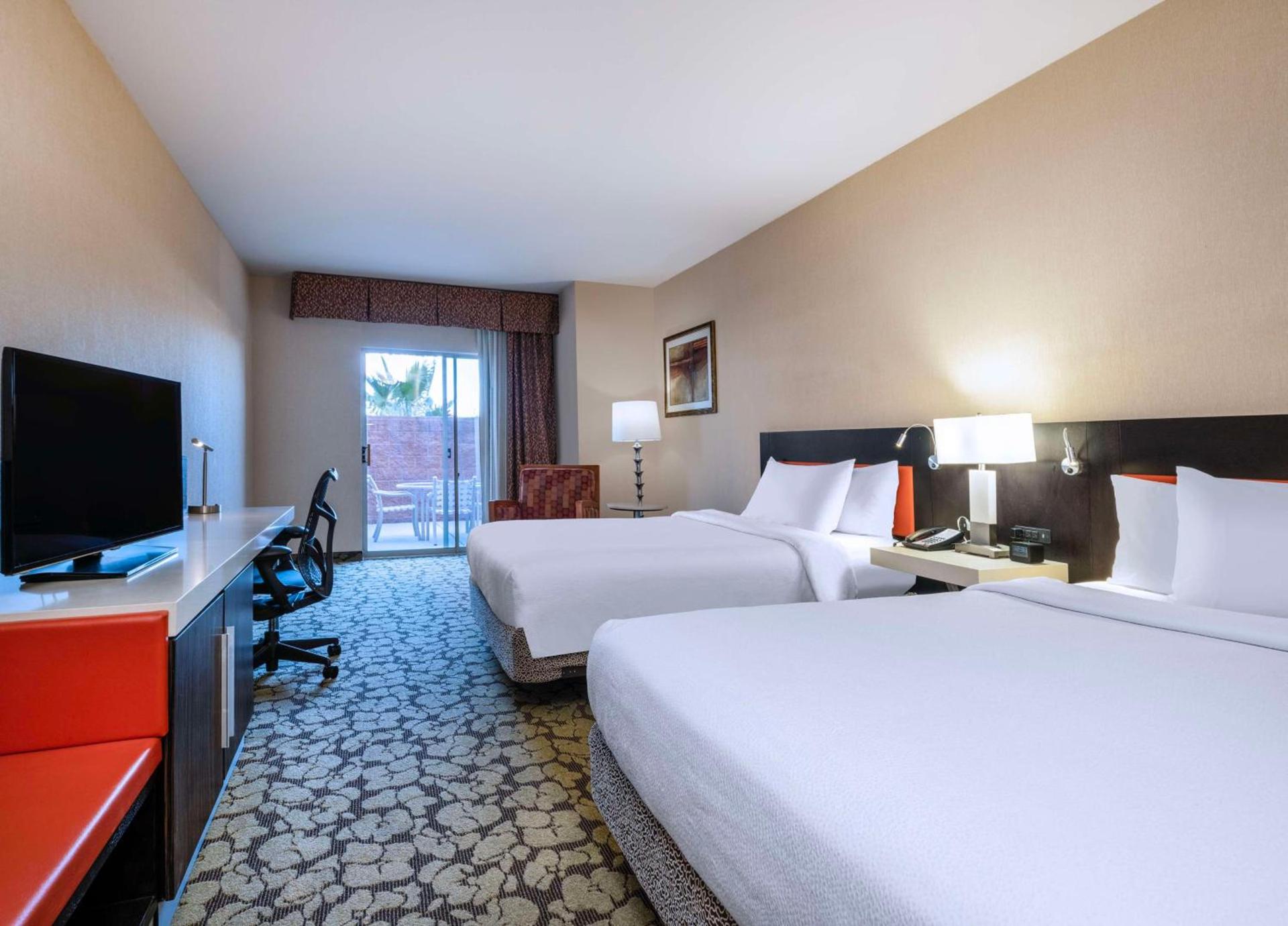 Hilton Garden Inn Las Vegas Strip South photo 61