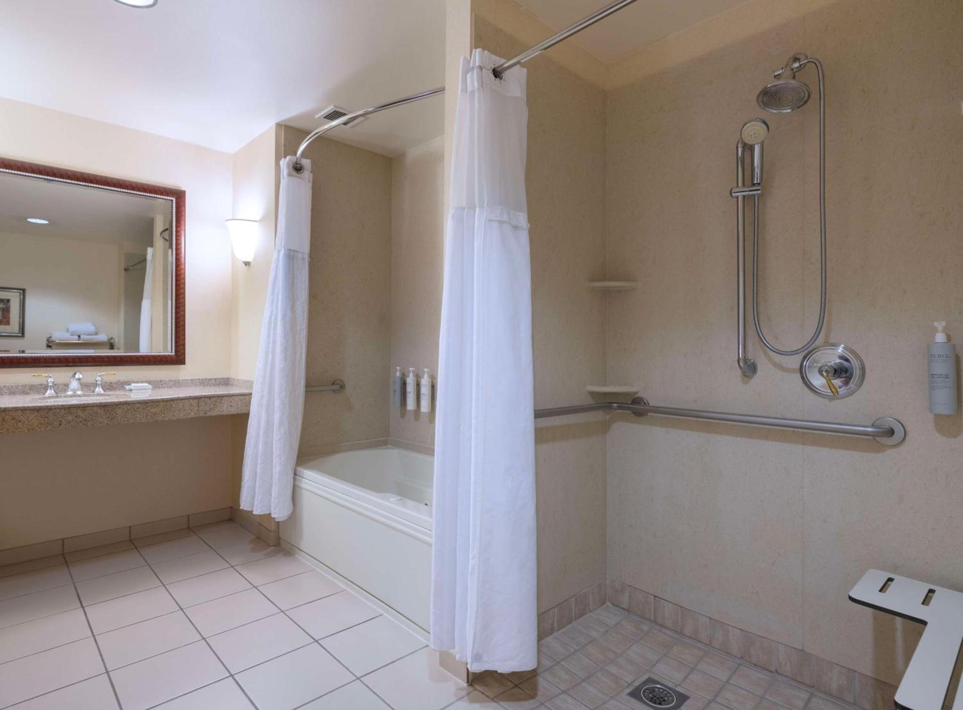 Hilton Garden Inn Las Vegas Strip South photo 65