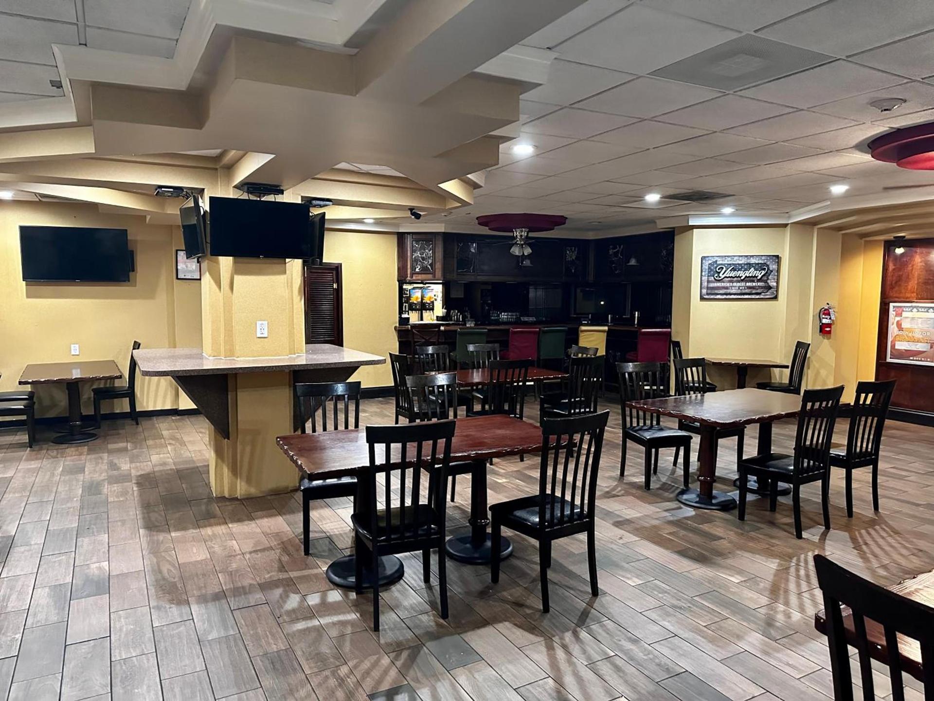 Red Lion Hotel Harrisburg Hershey photo 11