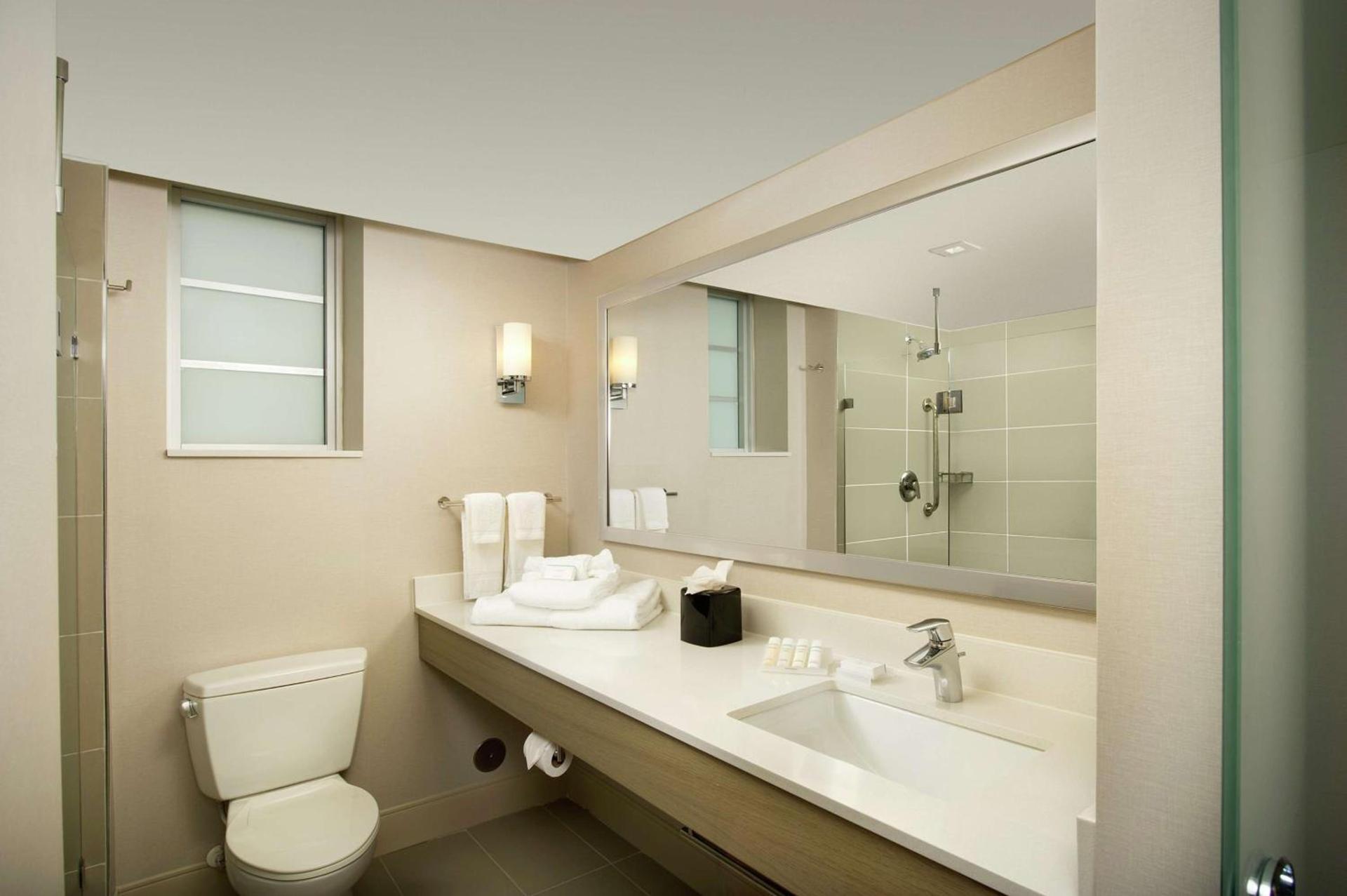Hilton Garden Inn Miami South Beach photo 27