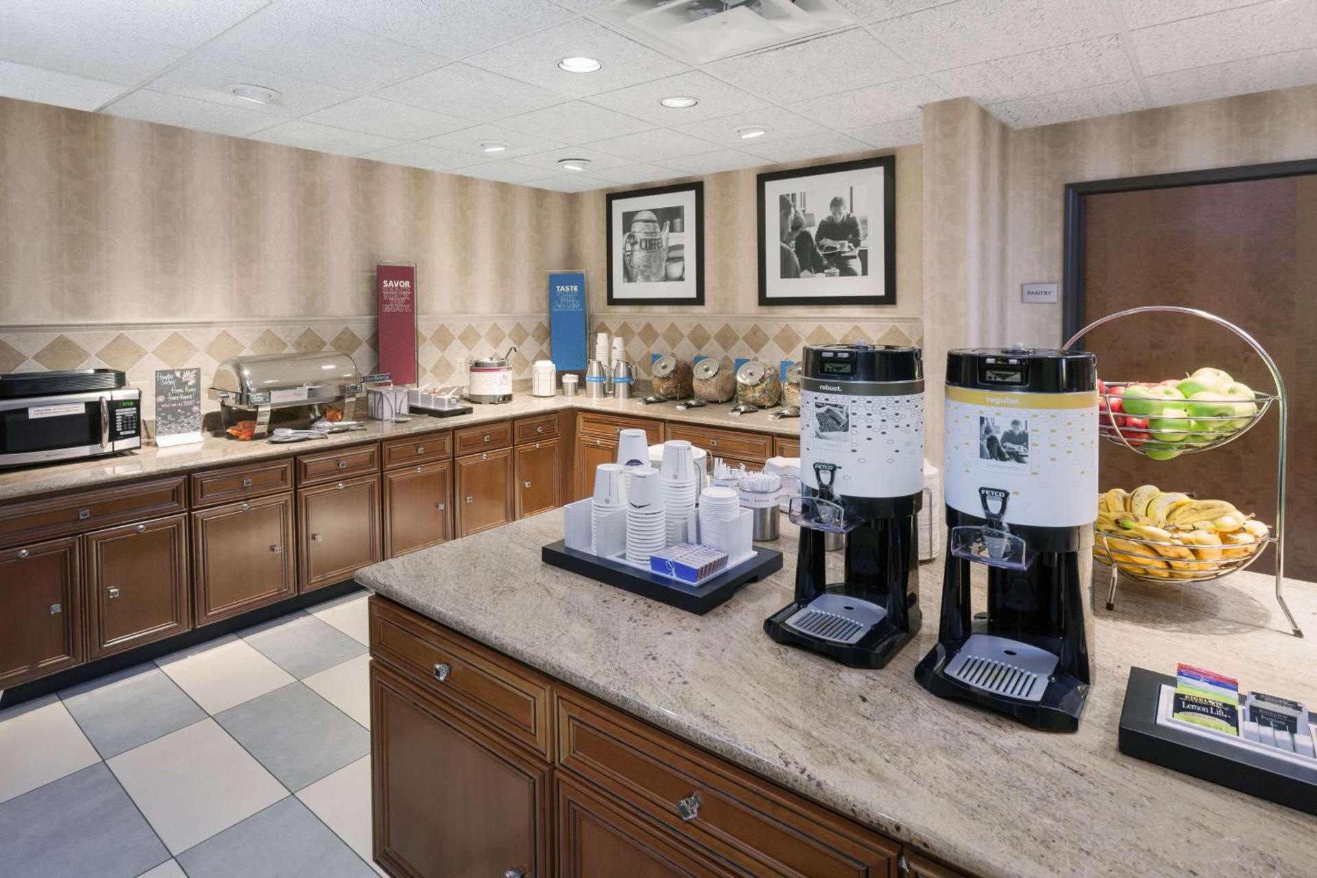 Hampton Inn & Suites Munster photo 8