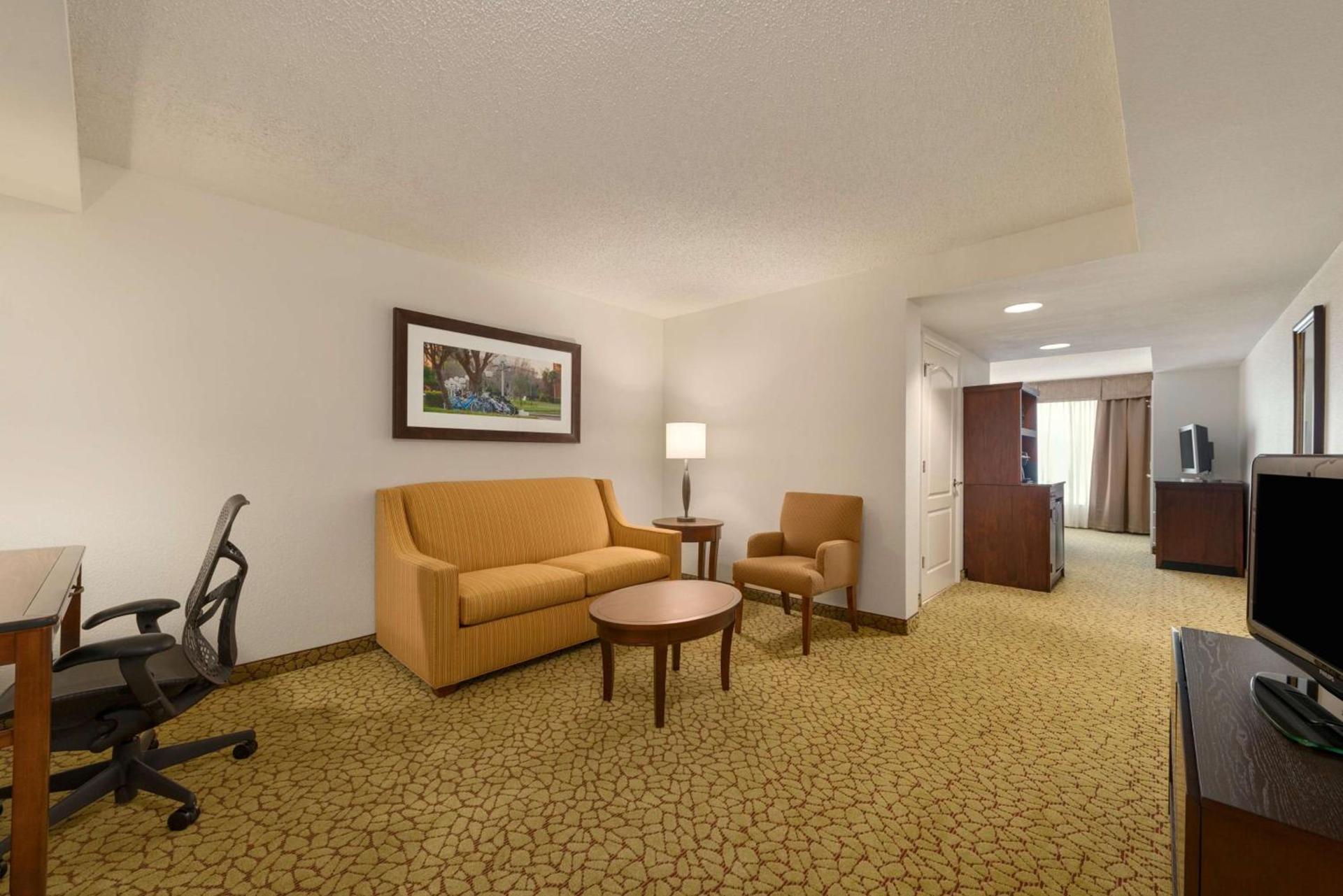 Hilton Garden Inn Orlando East - UCF Area photo 33