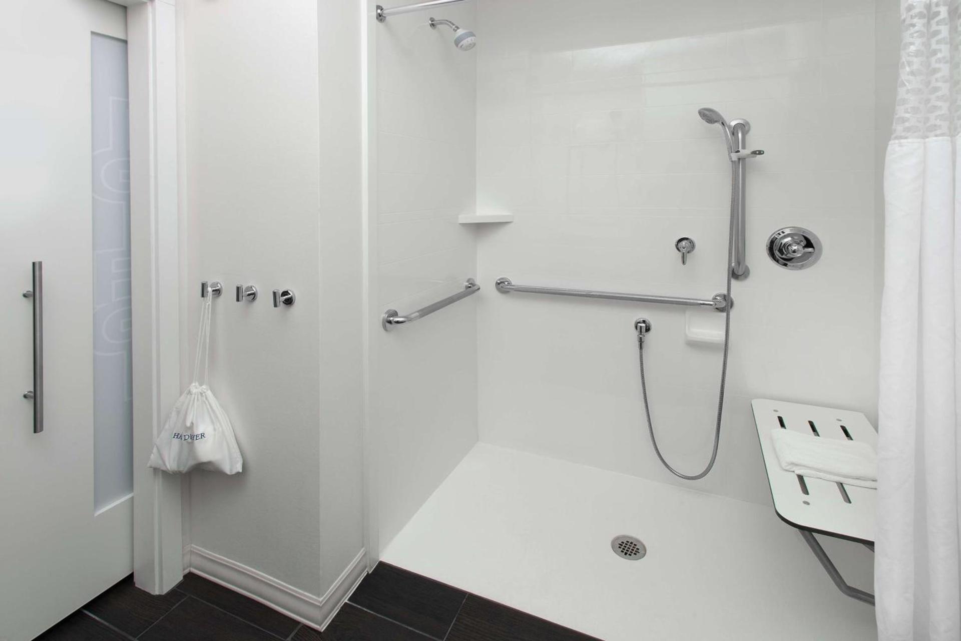 Hampton Inn & Suites Munster photo 19