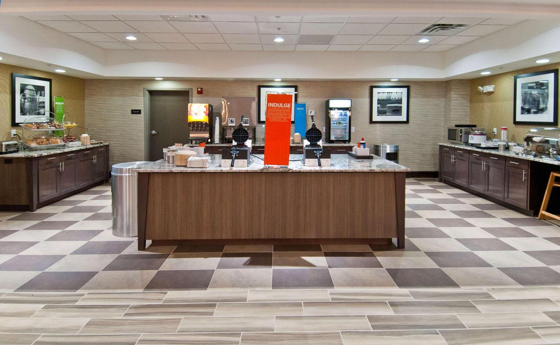 Hampton Inn and Suites Pauls Valley photo 14