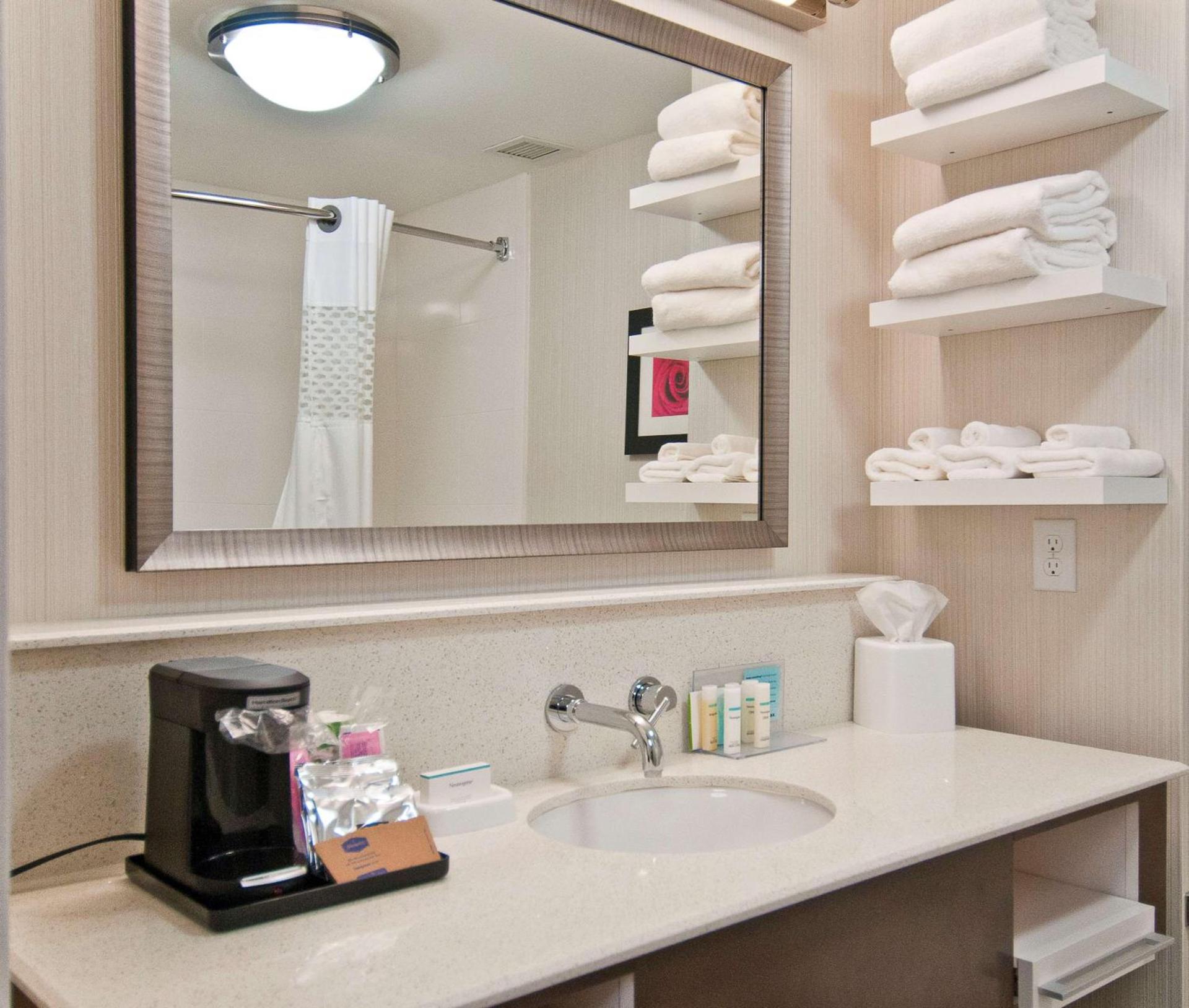 Hampton Inn and Suites Pauls Valley photo 28