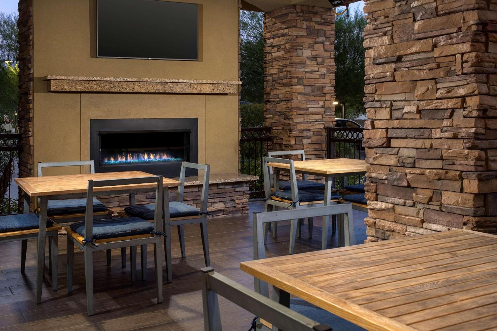 Hampton Inn & Suites Phoenix/Tempe photo 3