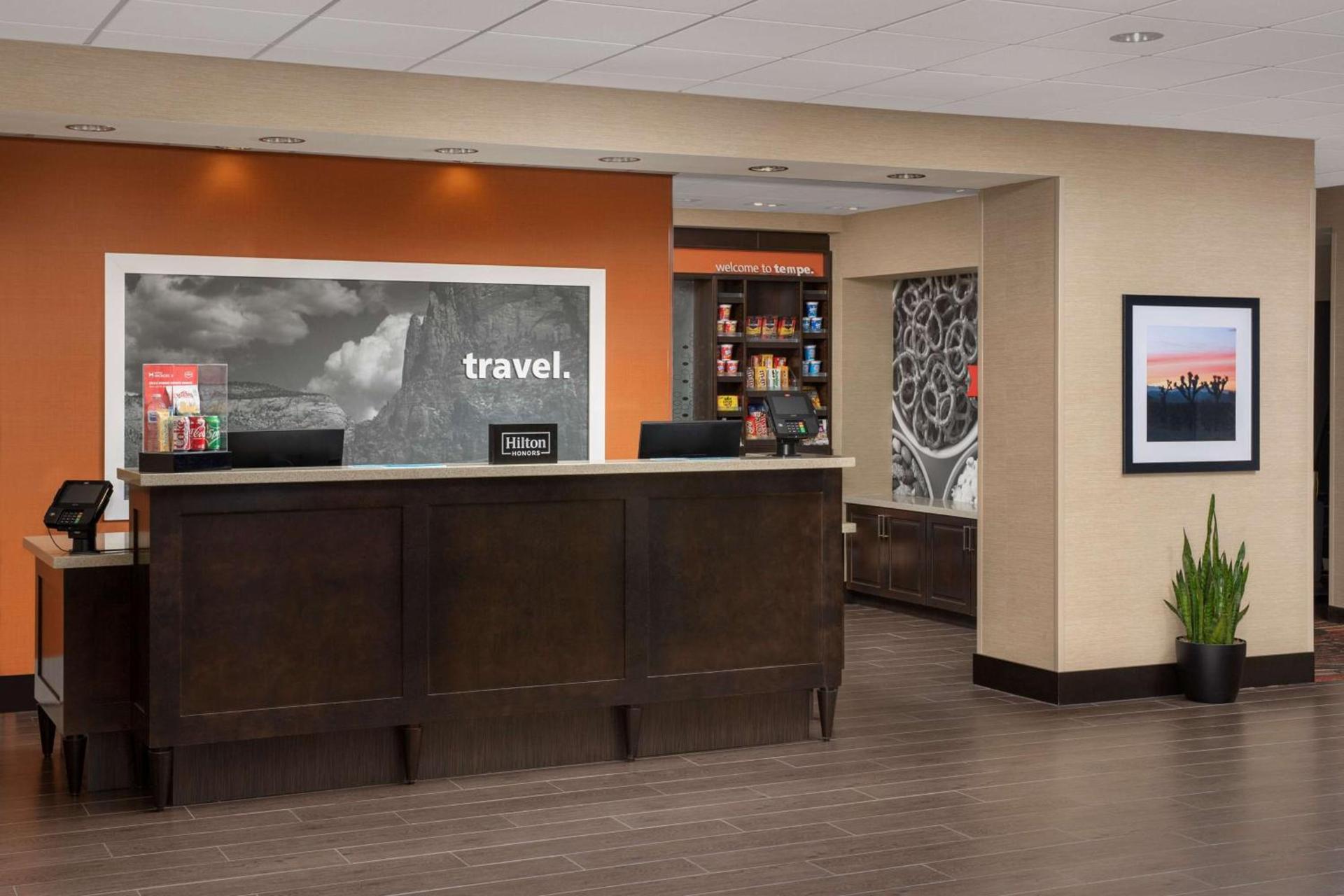 Hampton Inn & Suites Phoenix/Tempe photo 6