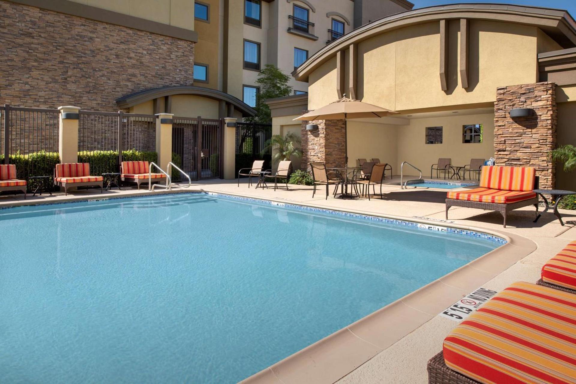 Hampton Inn & Suites Phoenix/Tempe photo 8