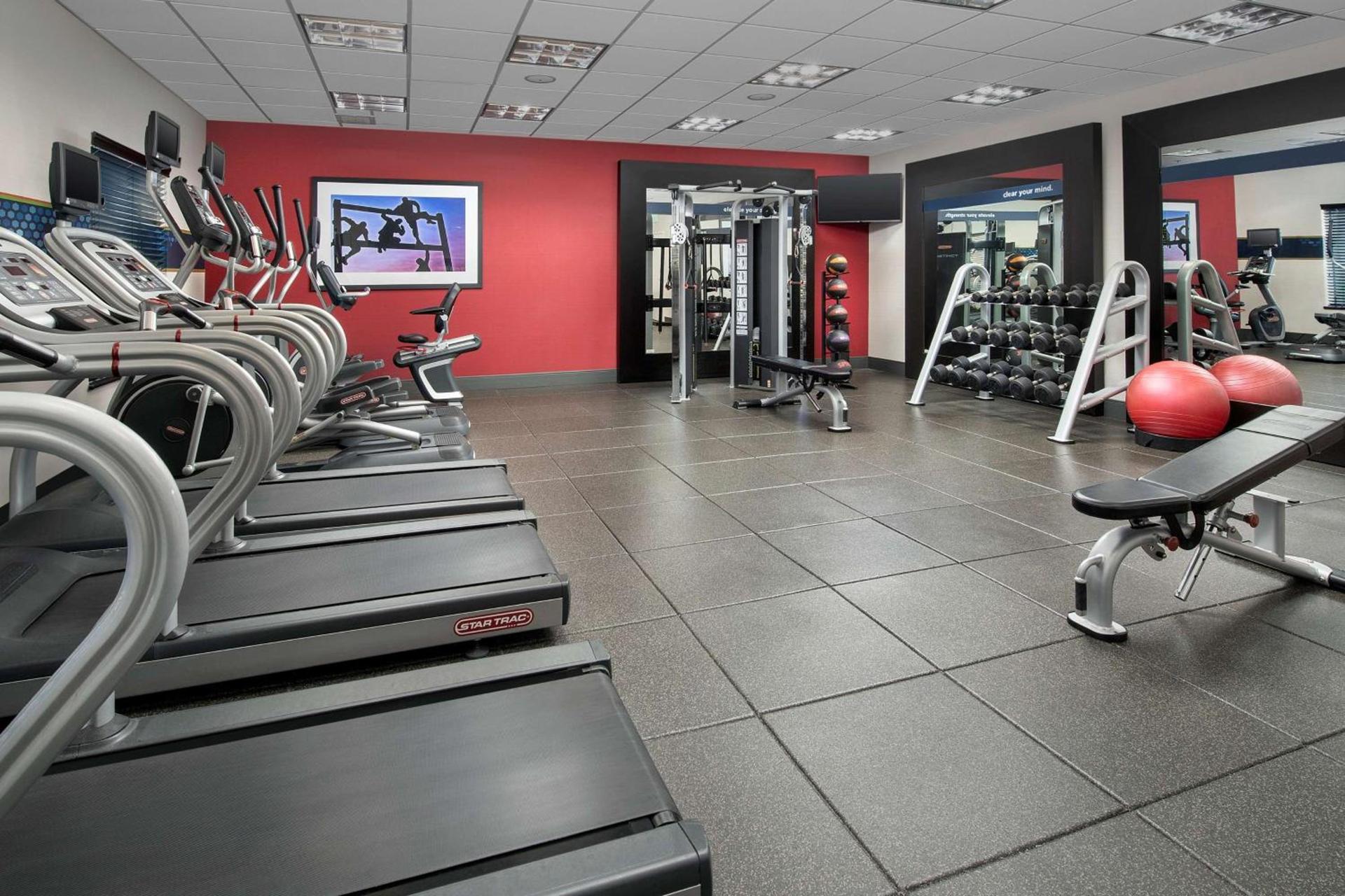 Hampton Inn & Suites Phoenix/Tempe photo 12