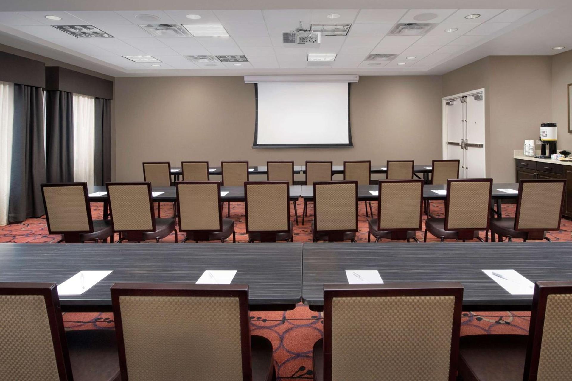 Hampton Inn & Suites Phoenix/Tempe photo 24