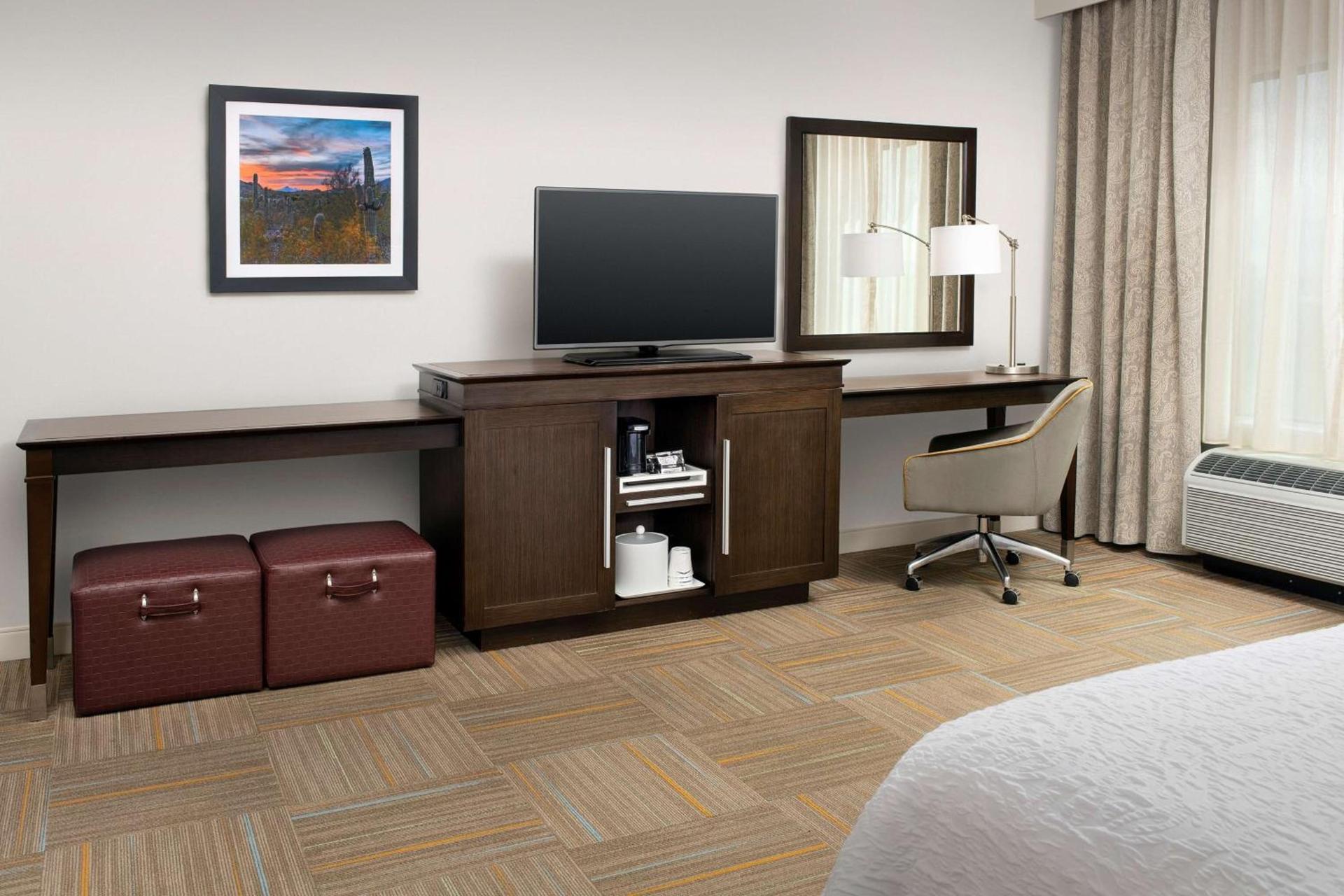 Hampton Inn & Suites Phoenix/Tempe photo 25