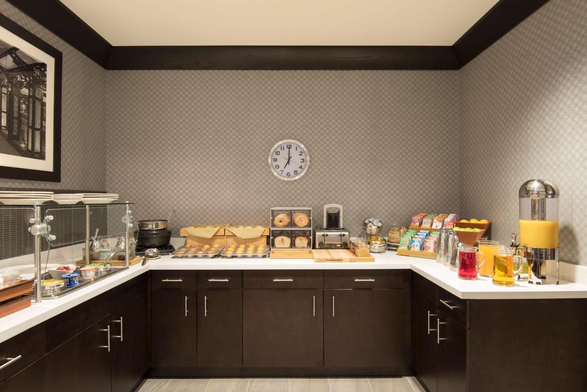DoubleTree by Hilton Schenectady photo 29