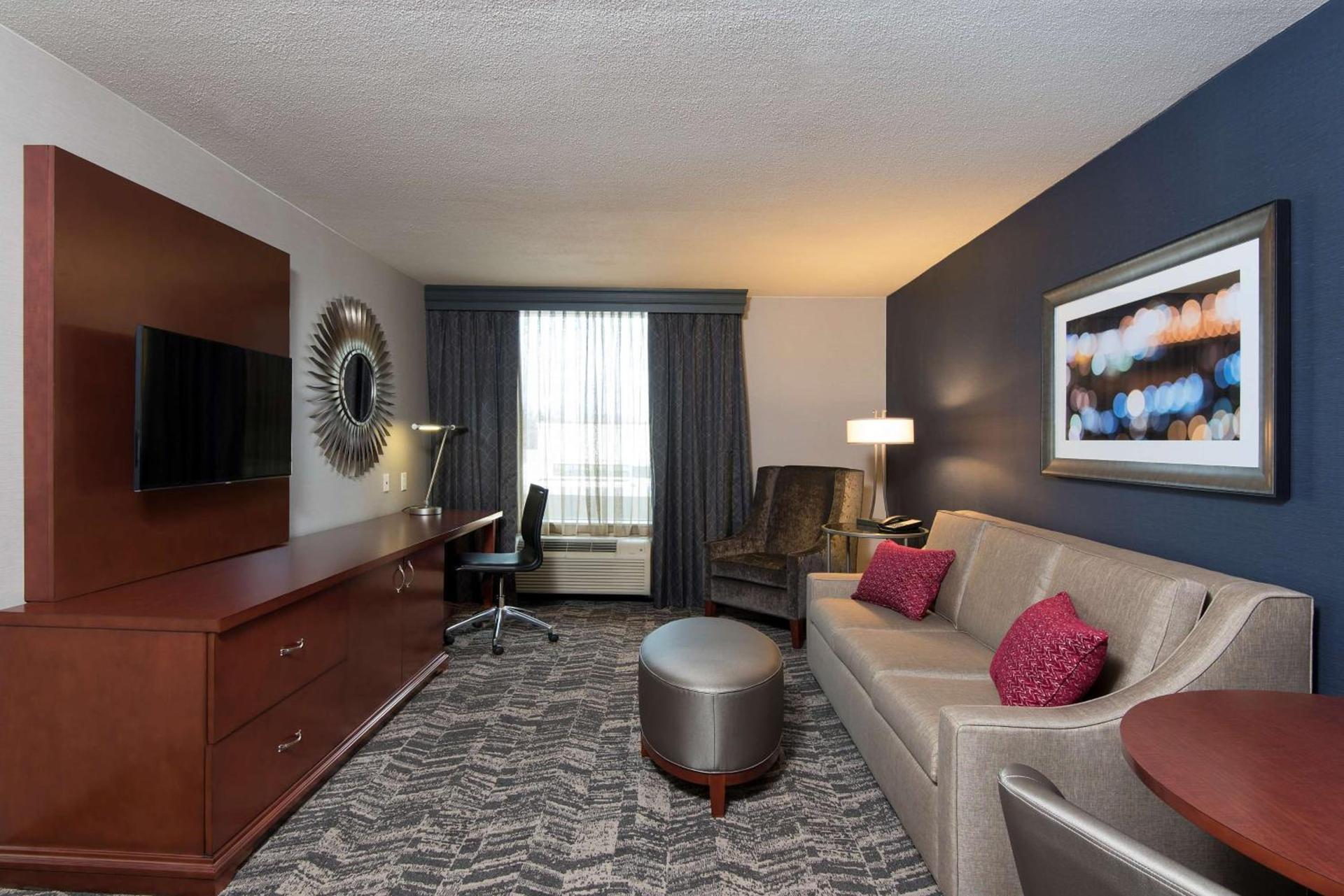 DoubleTree by Hilton Schenectady photo 3