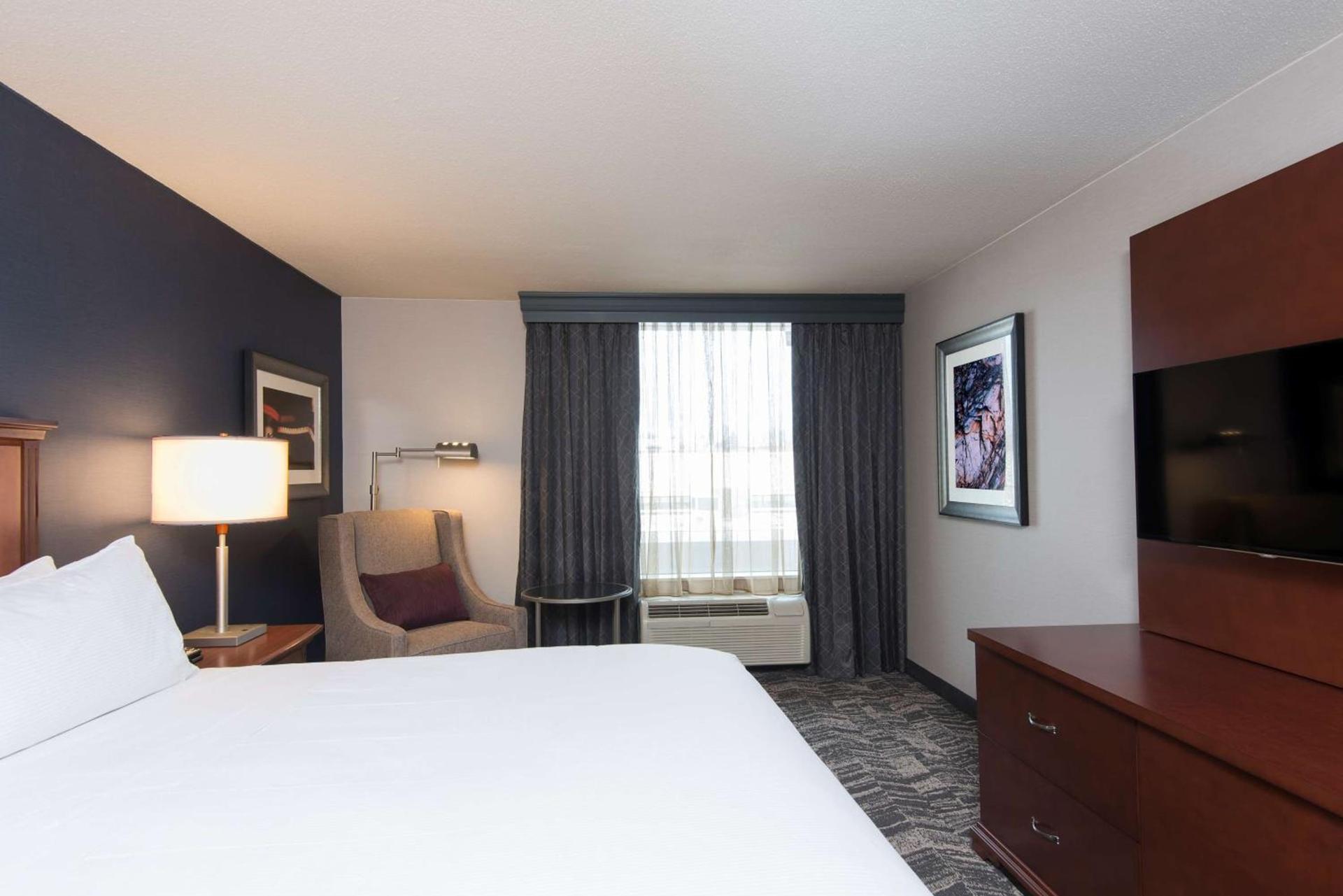 DoubleTree by Hilton Schenectady photo 18