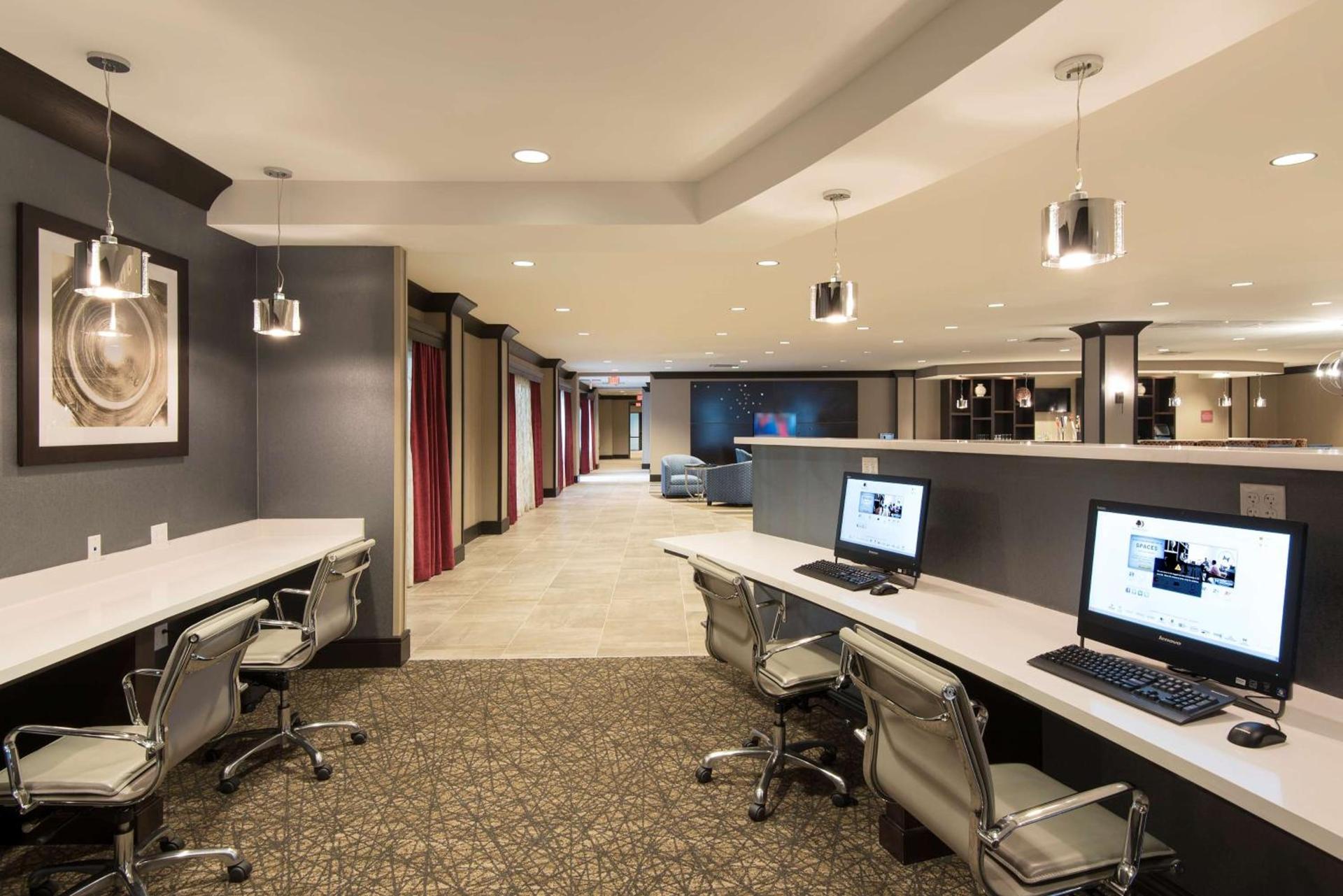DoubleTree by Hilton Schenectady photo 21