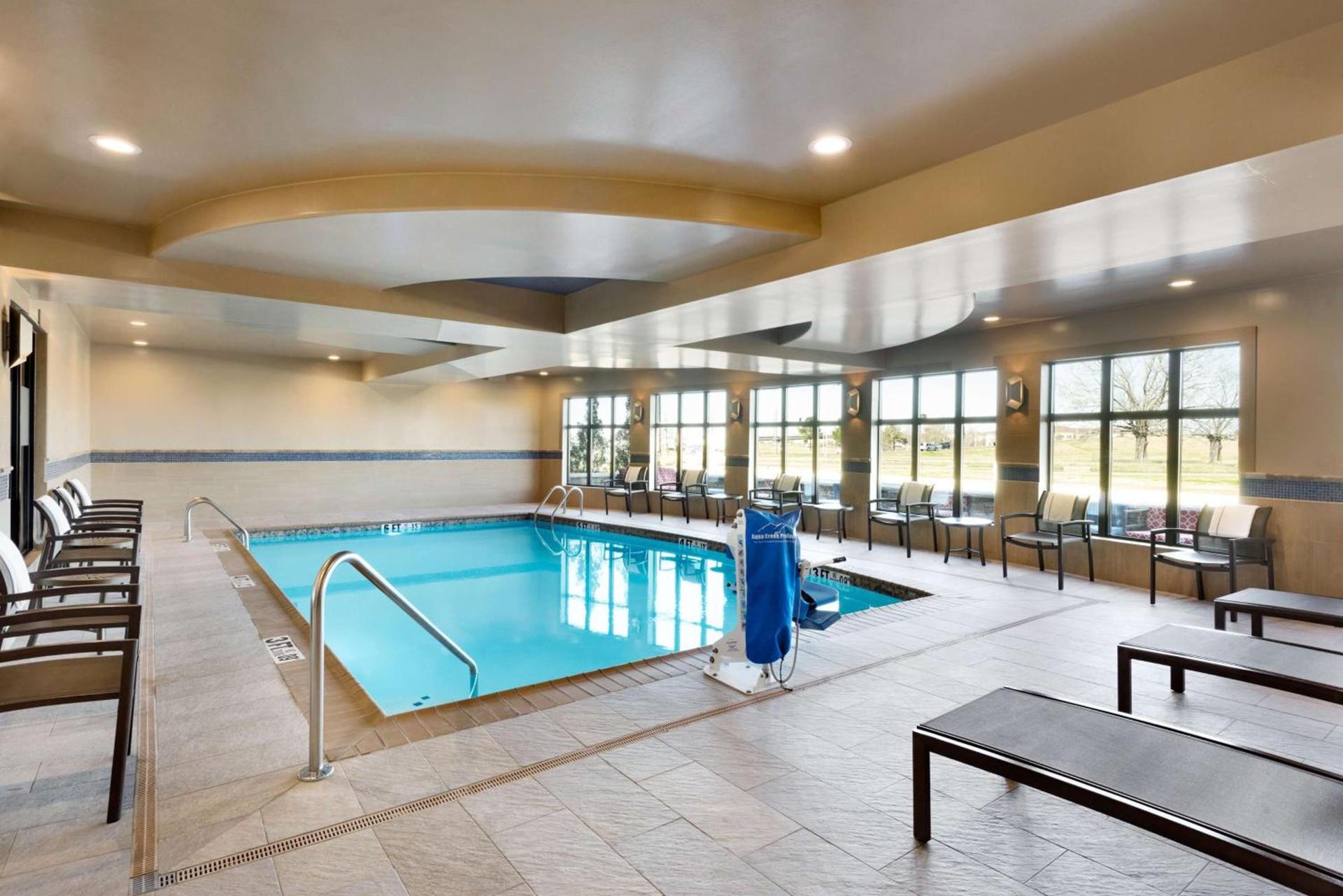Hampton Inn and Suites Monroe photo 12
