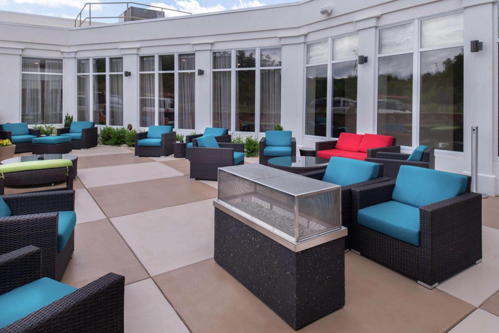 Hilton Garden Inn Bristol photo 42