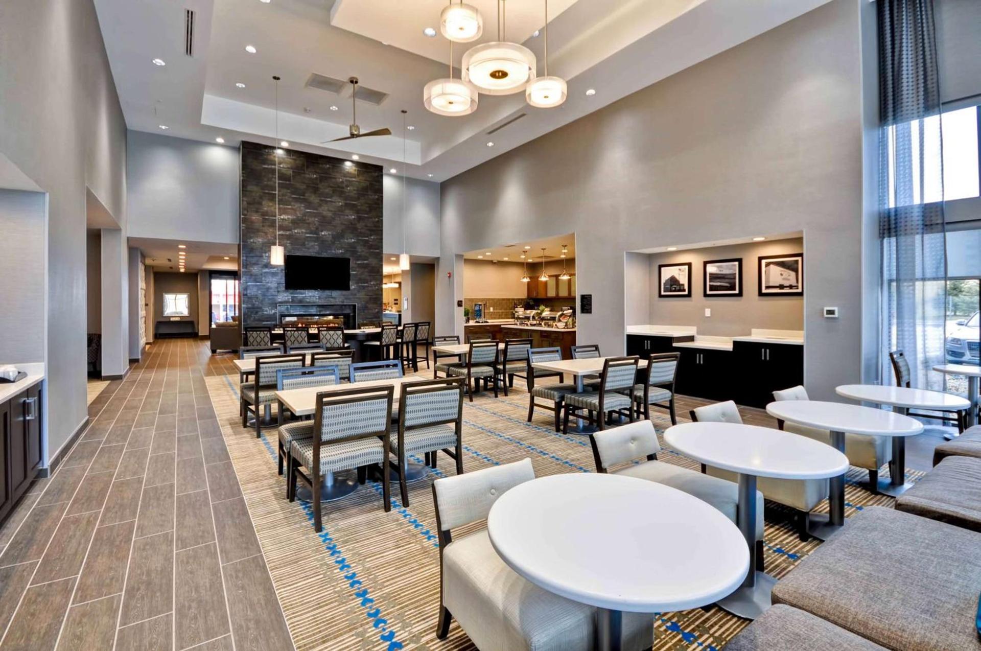 Homewood Suites by Hilton Cincinnati/West Chester photo 9