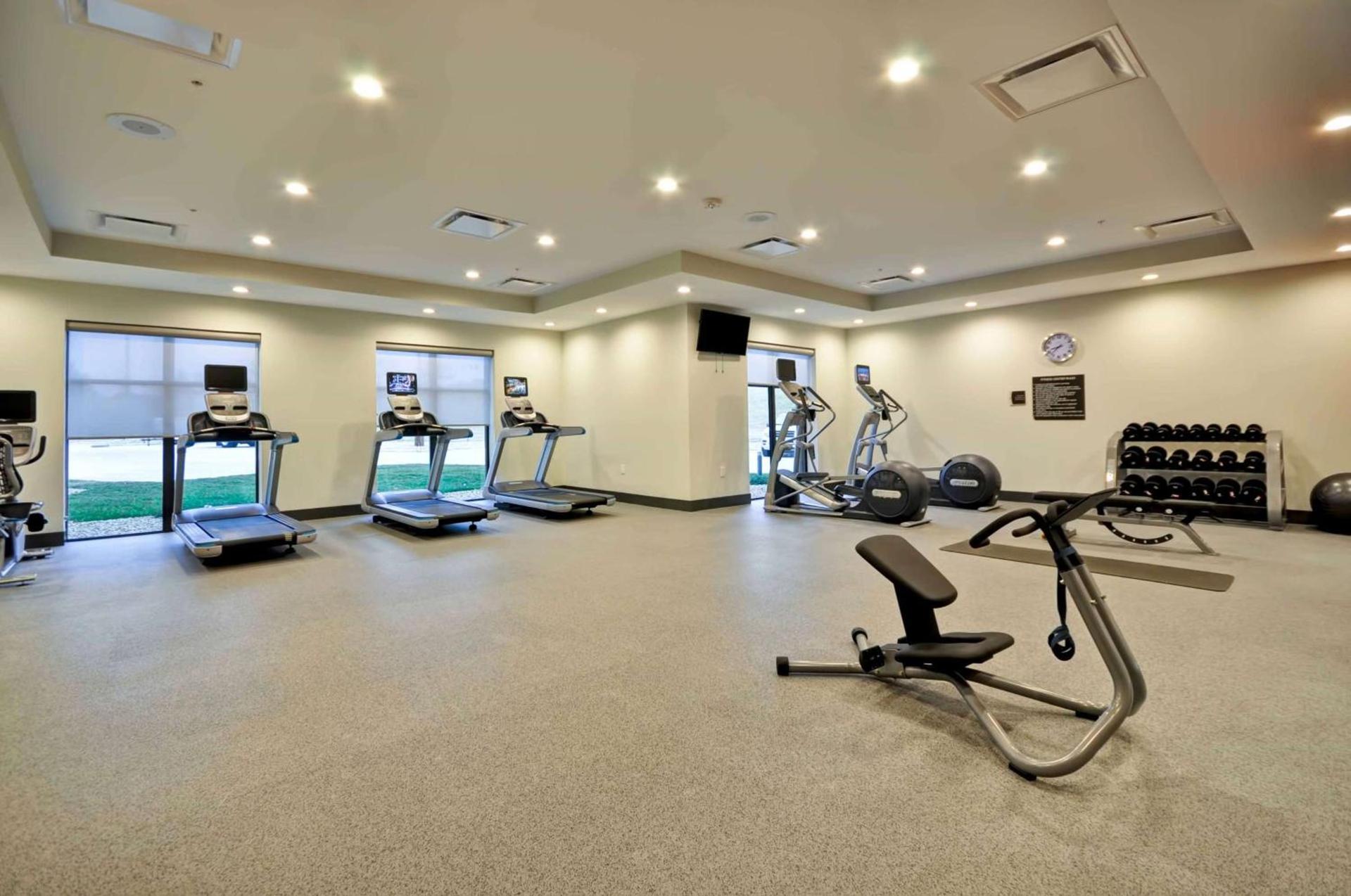 Homewood Suites by Hilton Cincinnati/West Chester photo 22