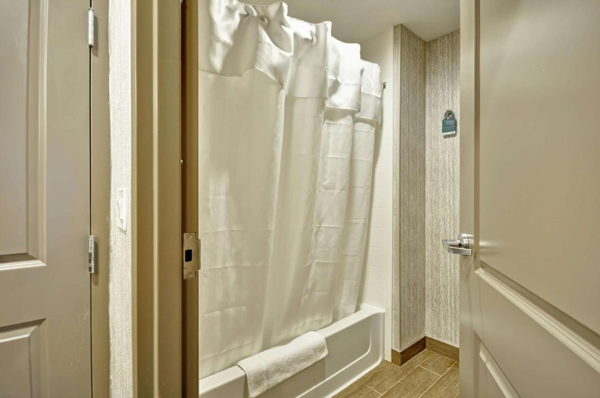 Homewood Suites by Hilton Cincinnati/West Chester photo 27