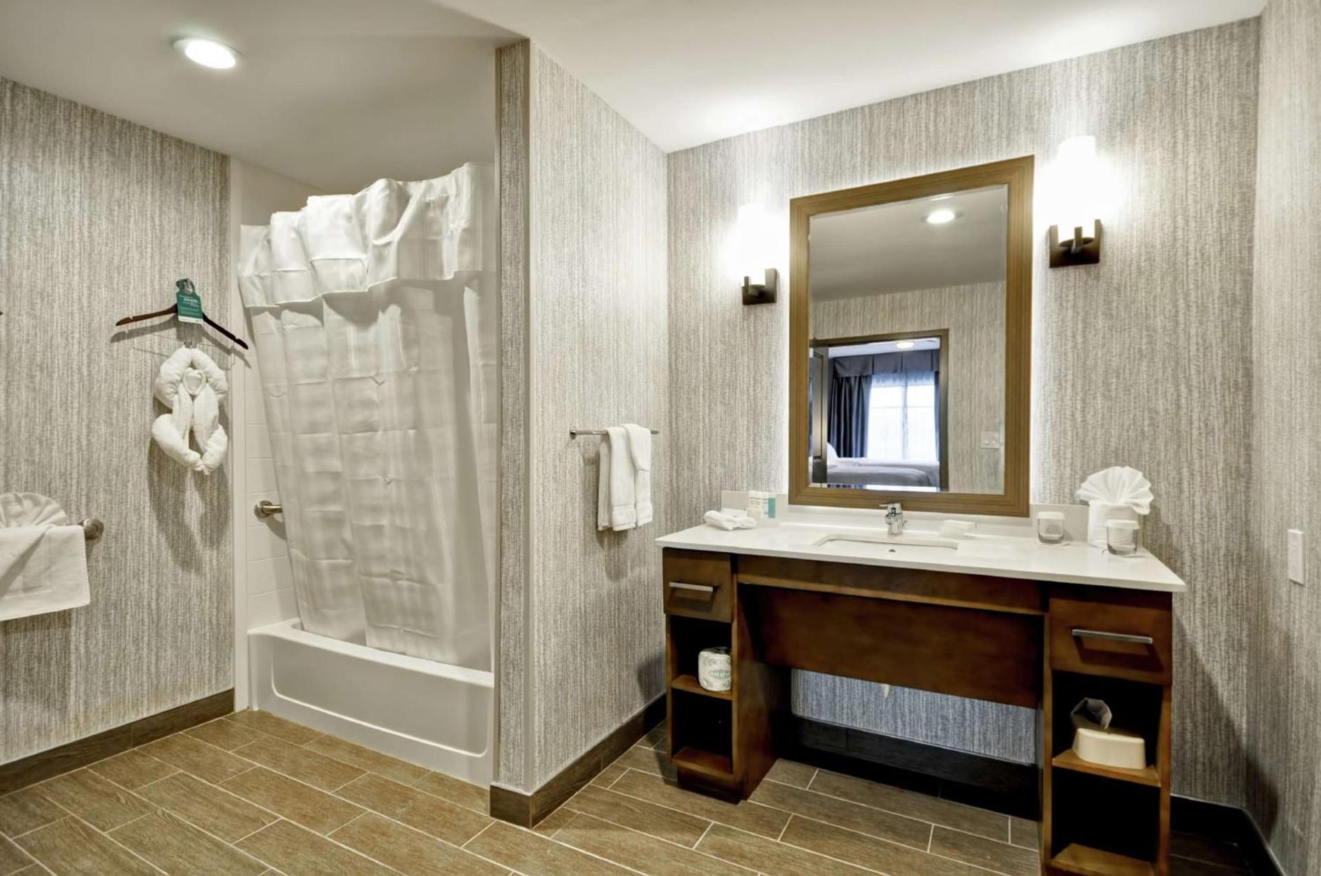 Homewood Suites by Hilton Cincinnati/West Chester photo 24