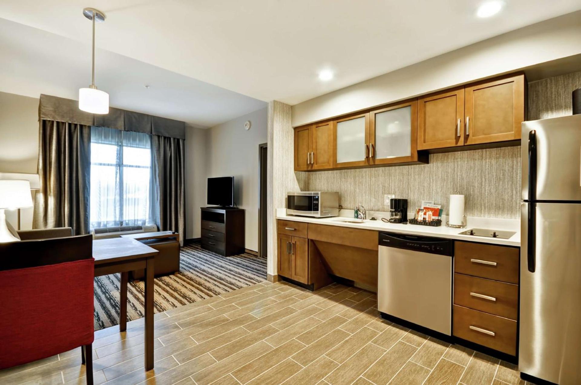 Homewood Suites by Hilton Cincinnati/West Chester photo 33
