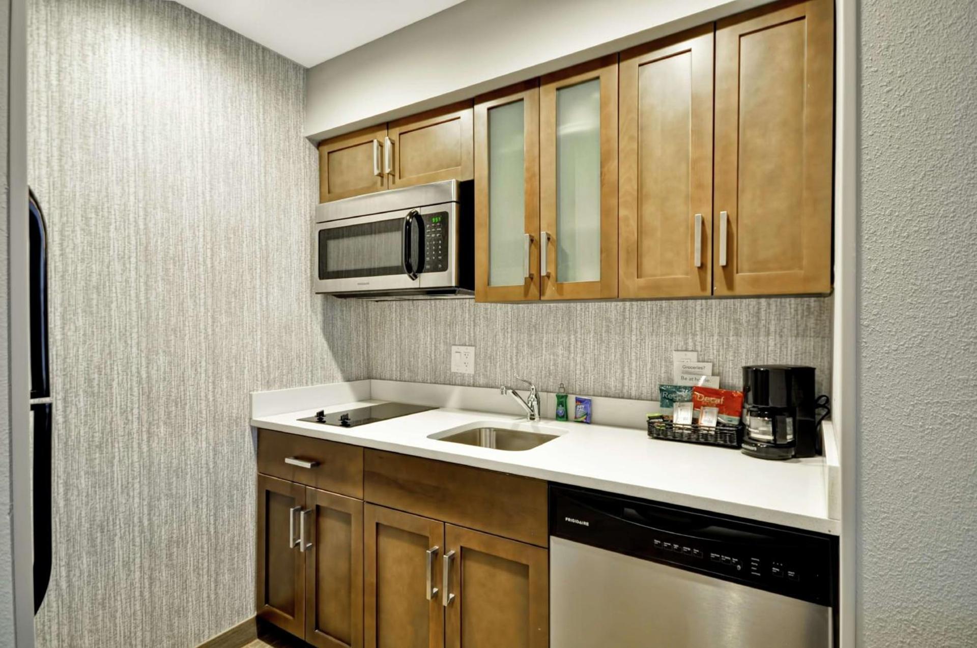 Homewood Suites by Hilton Cincinnati/West Chester photo 47