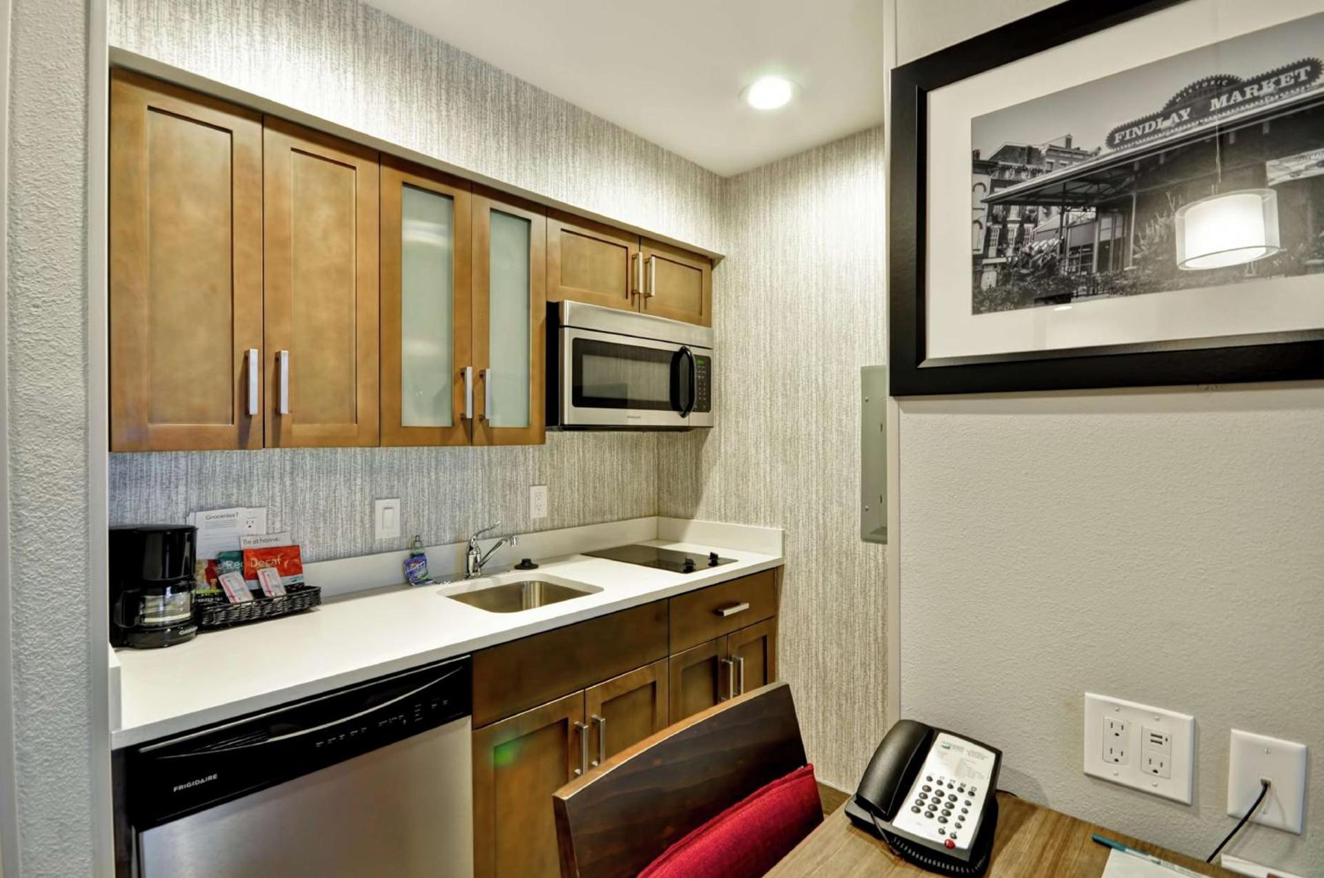 Homewood Suites by Hilton Cincinnati/West Chester photo 48