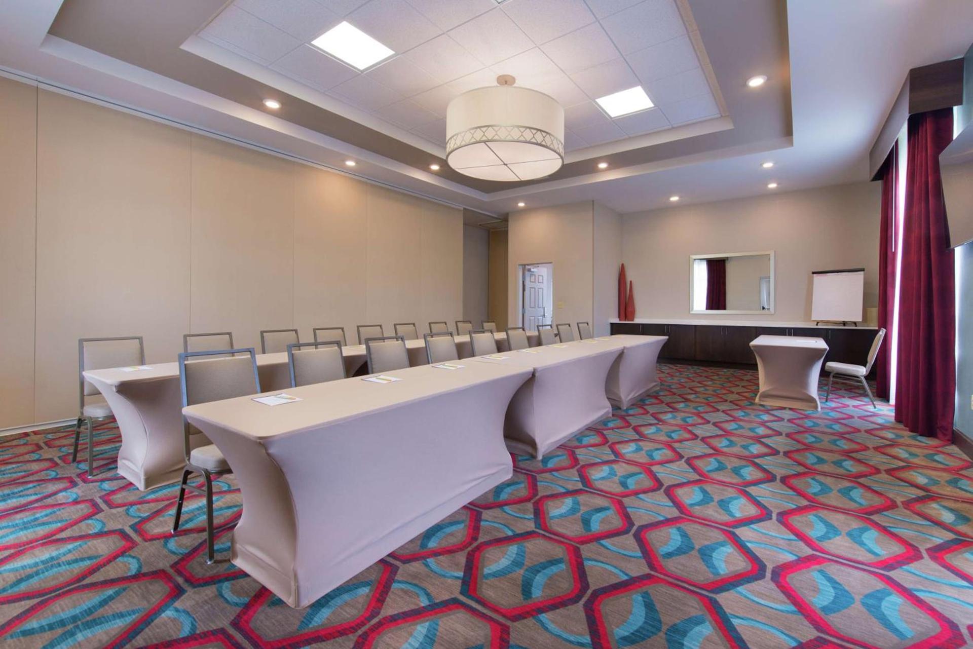 Hilton Garden Inn Bristol photo 4