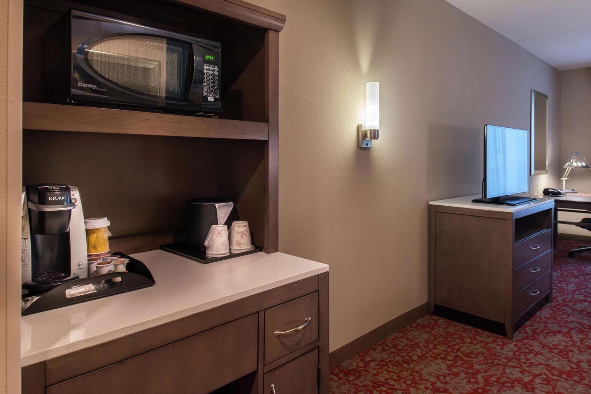 Hilton Garden Inn Bristol photo 9