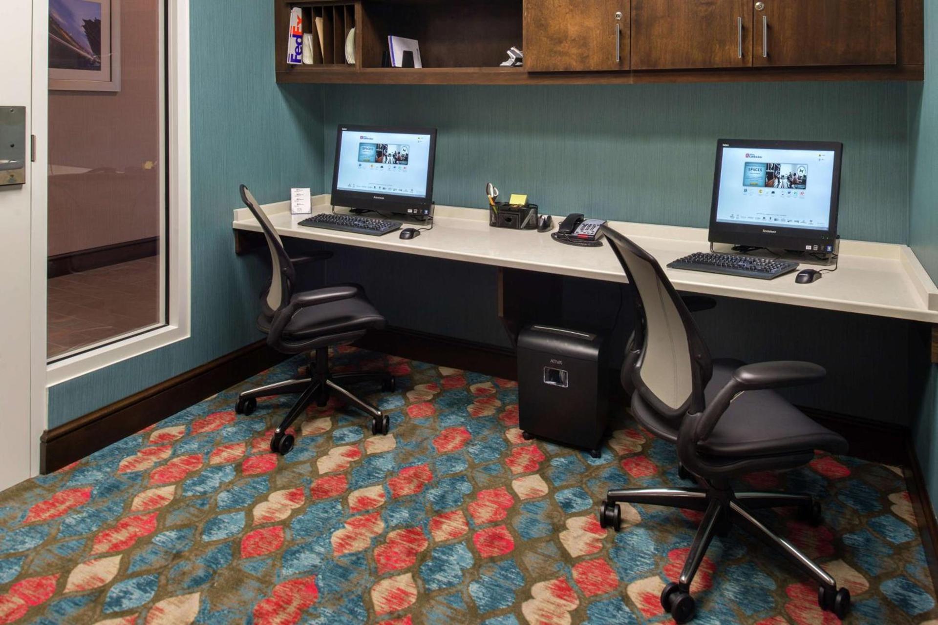 Hilton Garden Inn Bristol photo 17