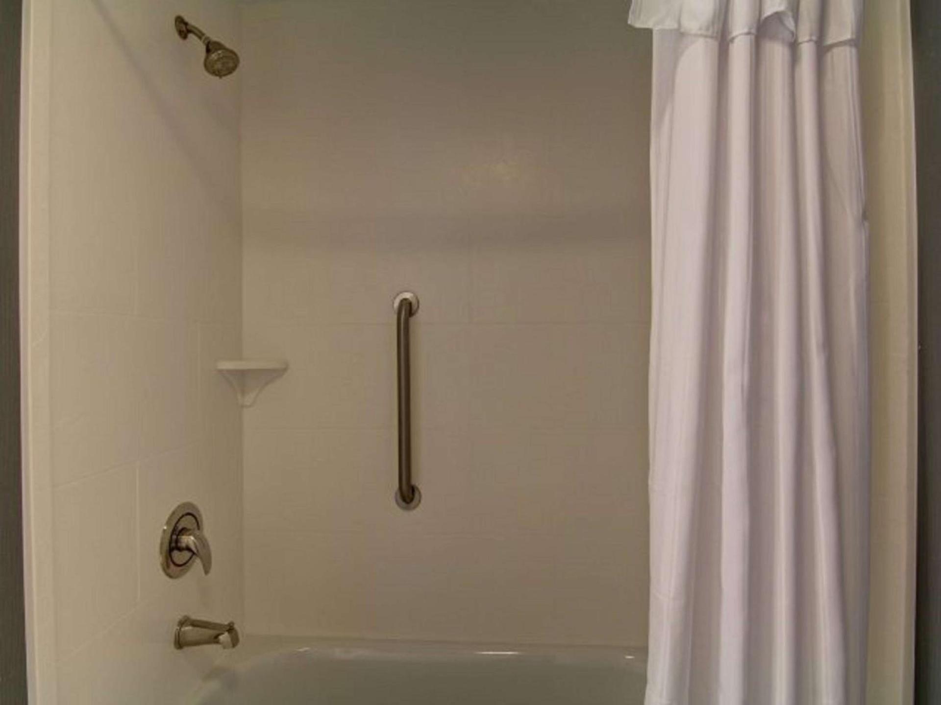 Homewood Suites By Hilton Clifton Park photo 64