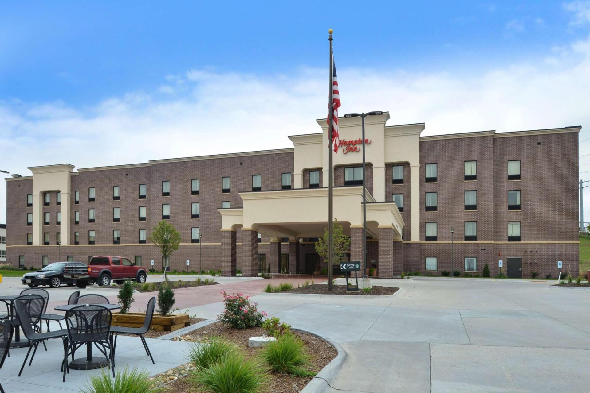 Hampton Inn Omaha Midtown-Aksarben photo 2