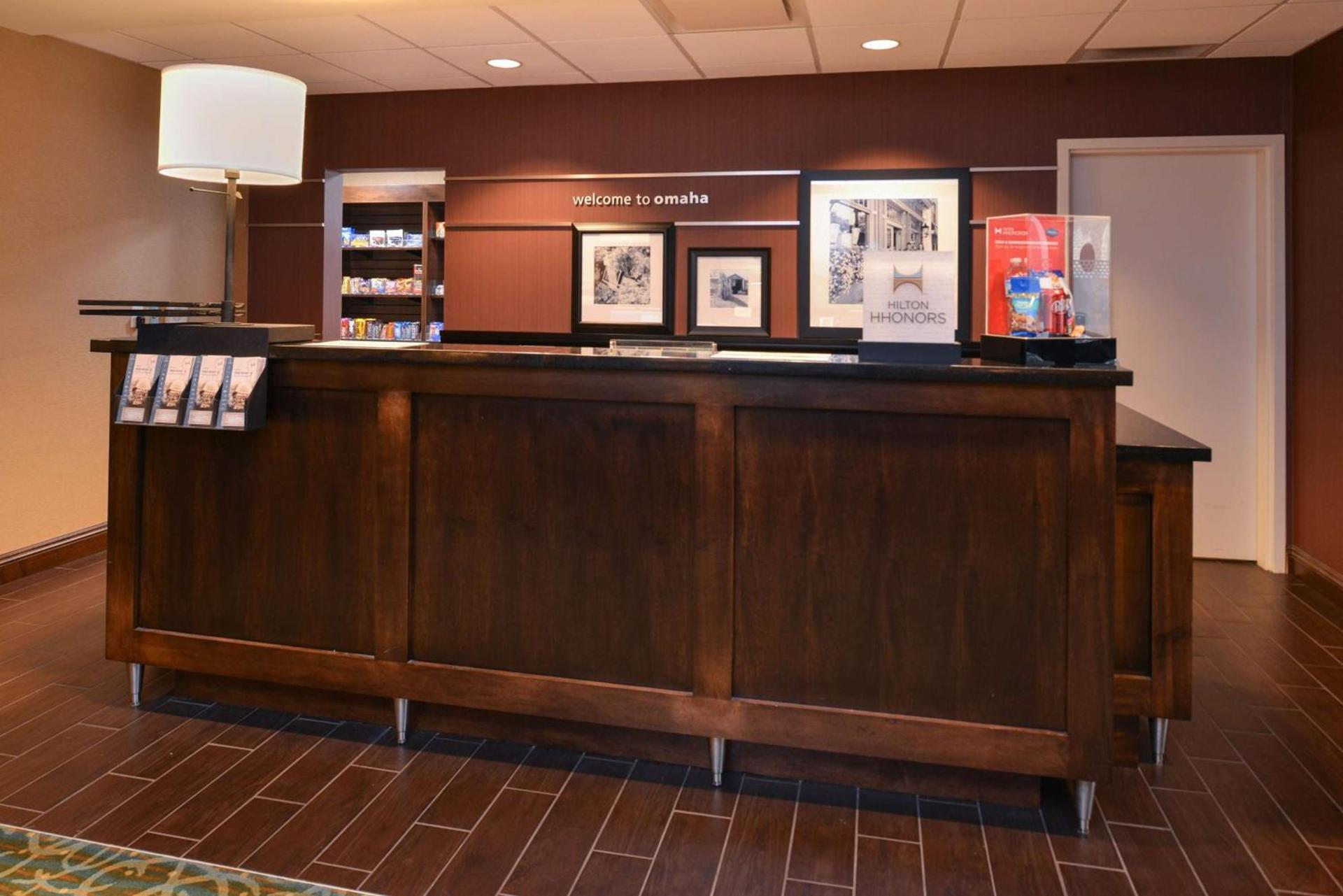 Hampton Inn Omaha Midtown-Aksarben photo 3