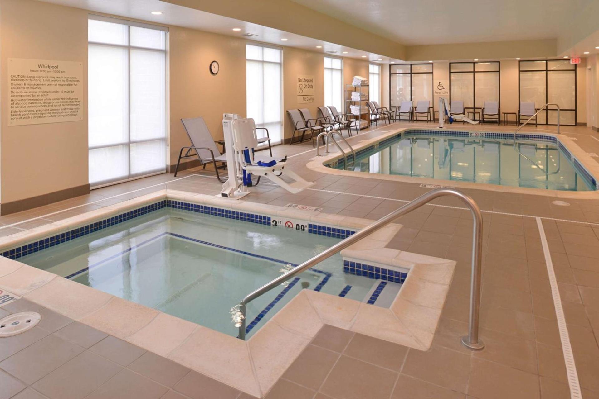 Hampton Inn Omaha Midtown-Aksarben photo 7