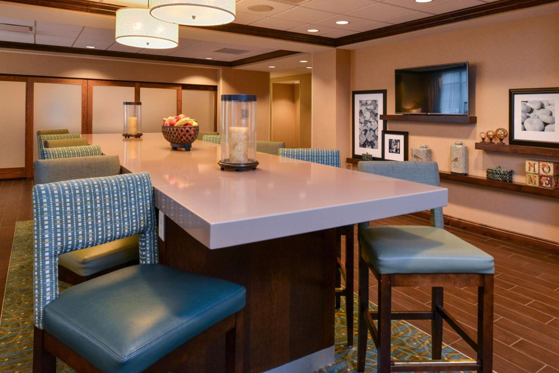 Hampton Inn Omaha Midtown-Aksarben photo 10