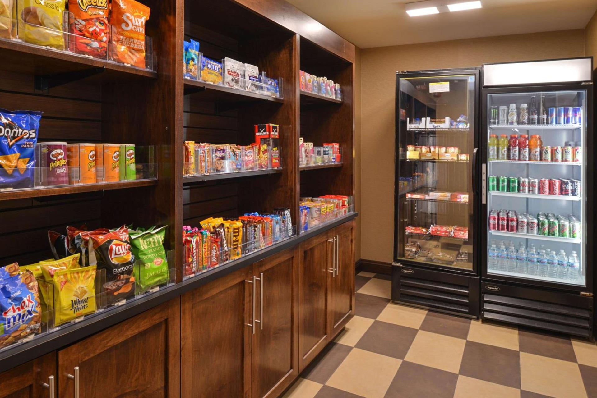 Hampton Inn Omaha Midtown-Aksarben photo 9