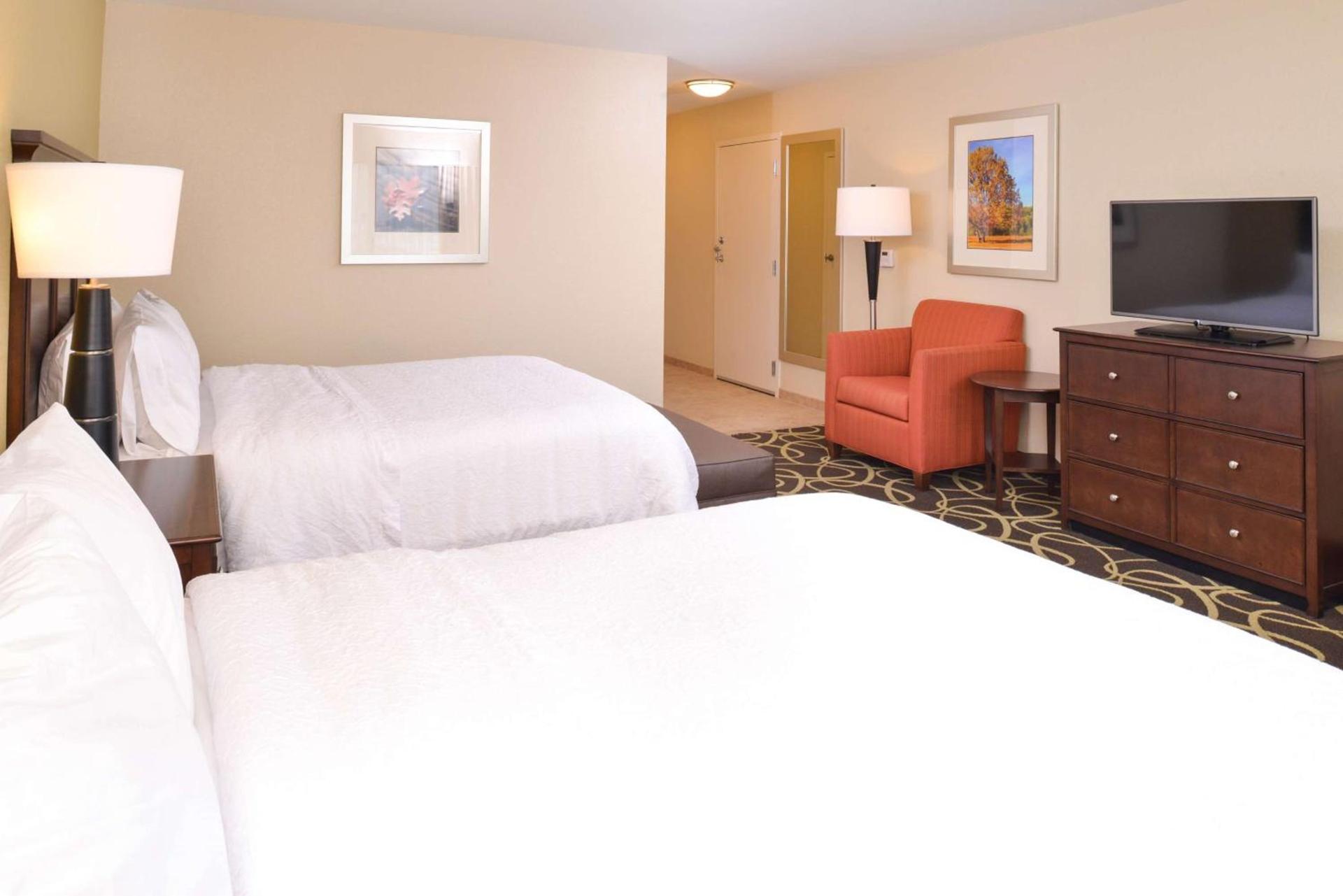 Hampton Inn Omaha Midtown-Aksarben photo 18