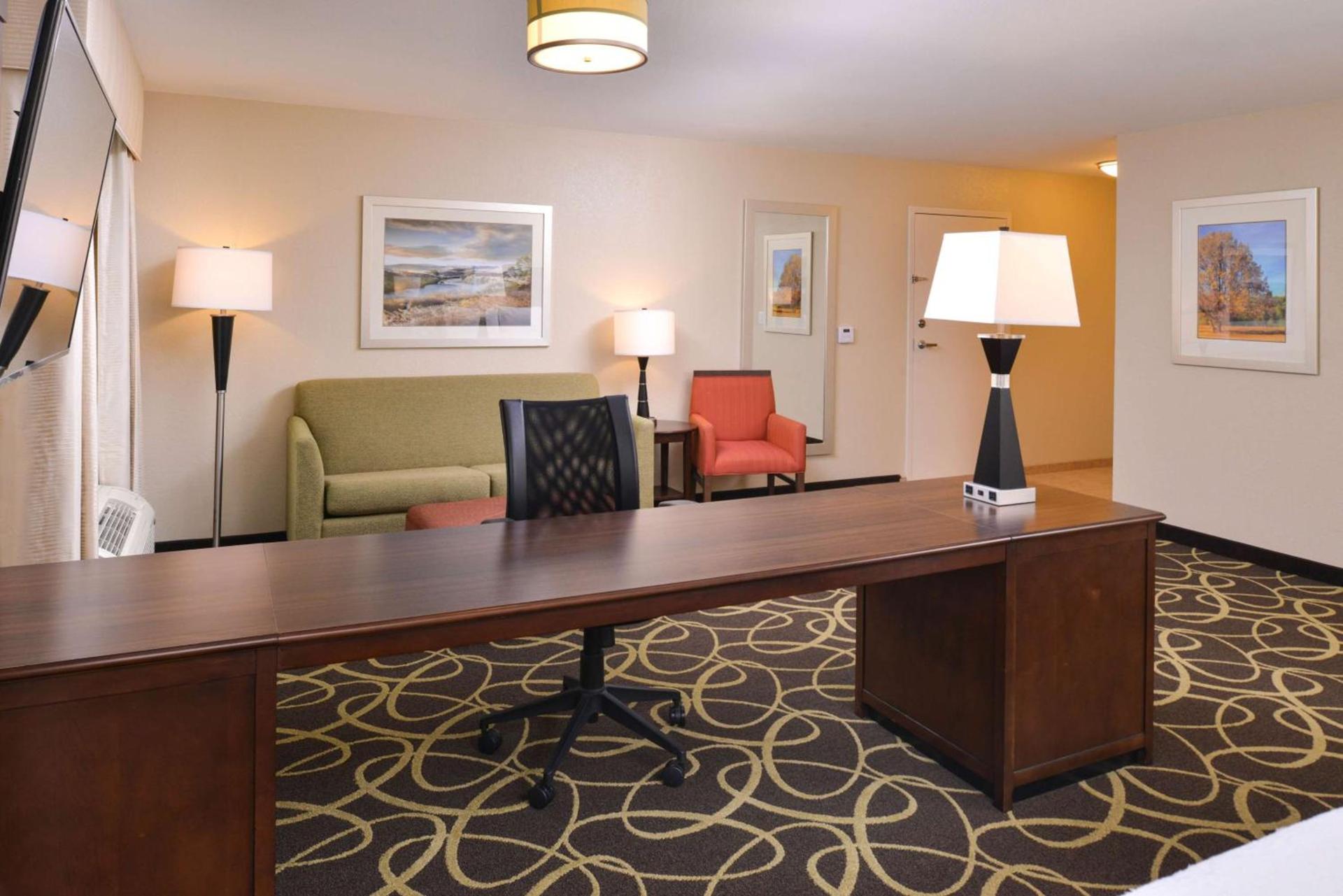 Hampton Inn Omaha Midtown-Aksarben photo 26