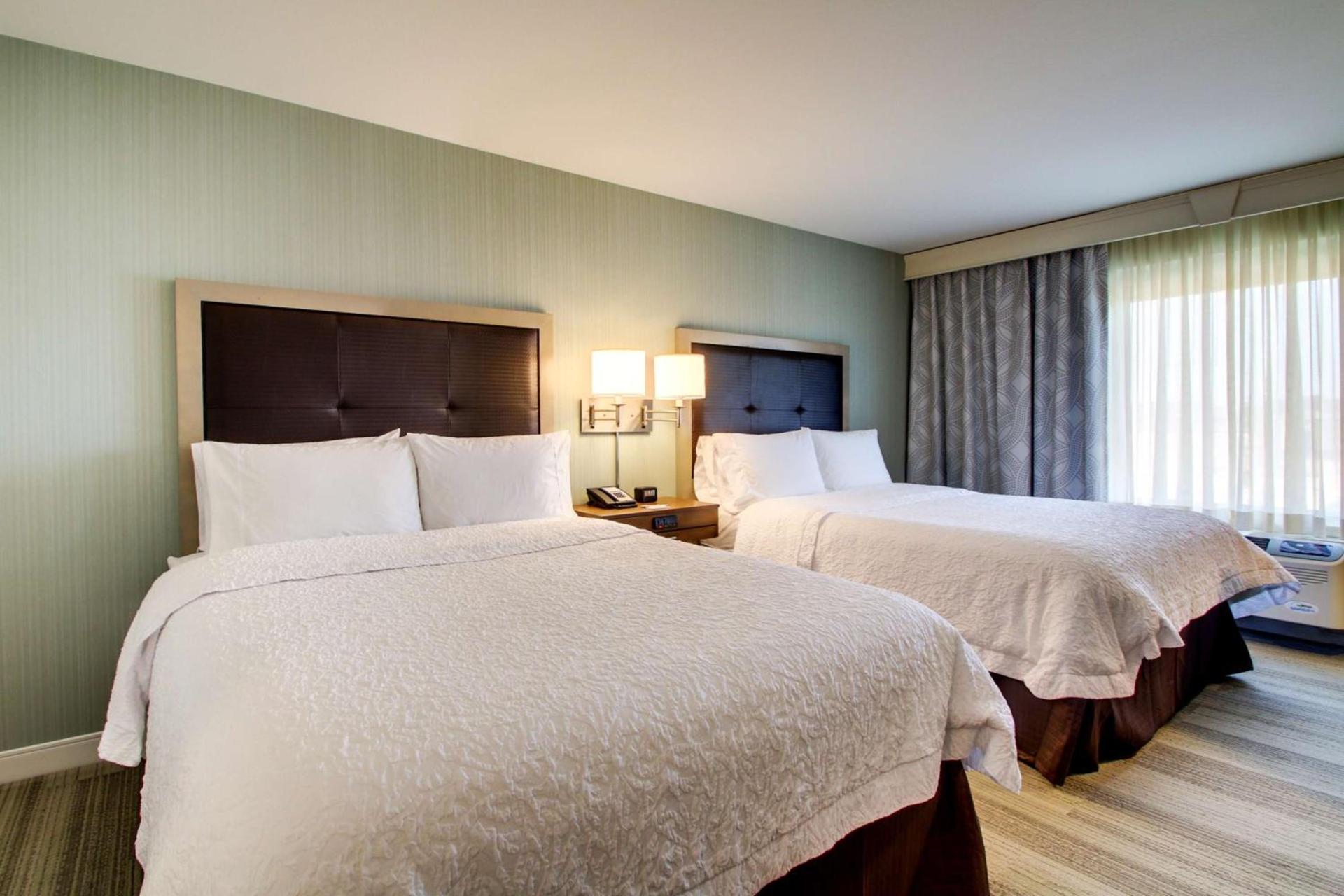 Hampton Inn & Suites Milwaukee West photo 50