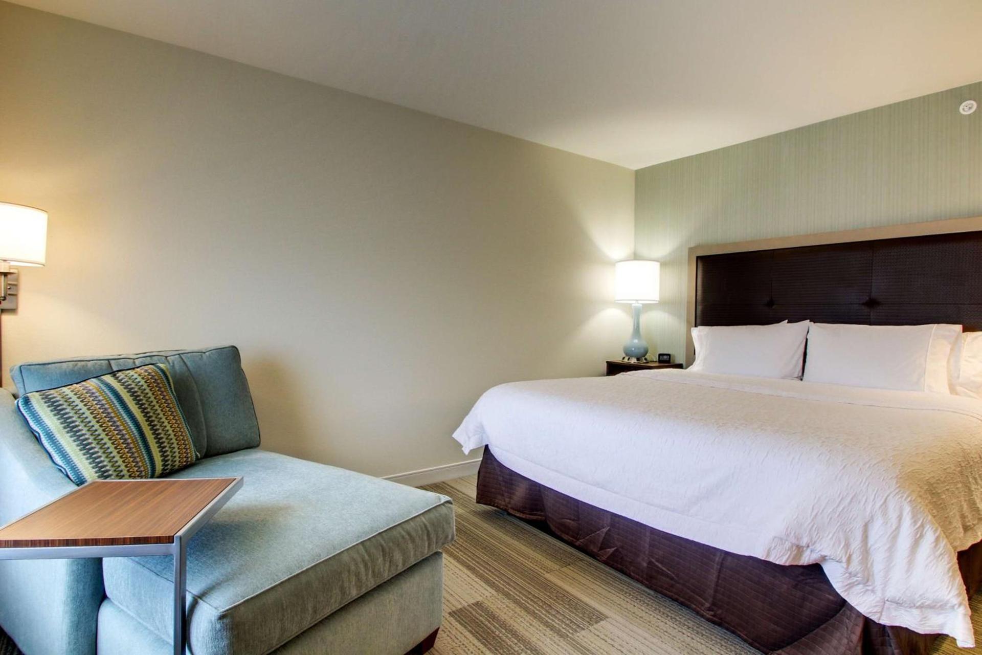 Hampton Inn & Suites Milwaukee West photo 53